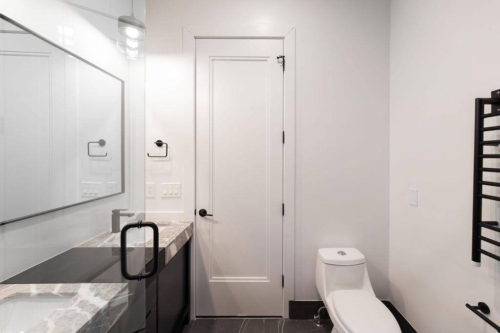 103 JEWETT AVE Unit: 1