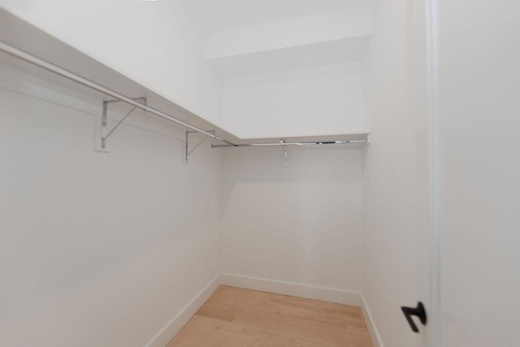 103 JEWETT AVE Unit: 1