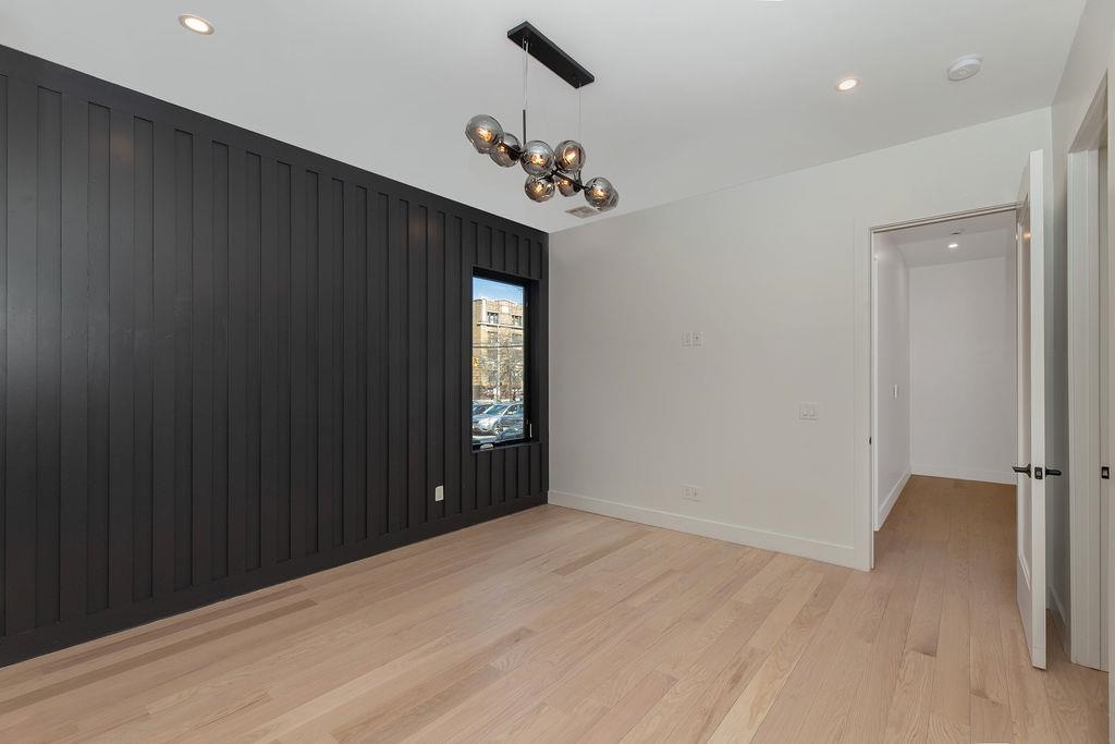 103 JEWETT AVE Unit: 1