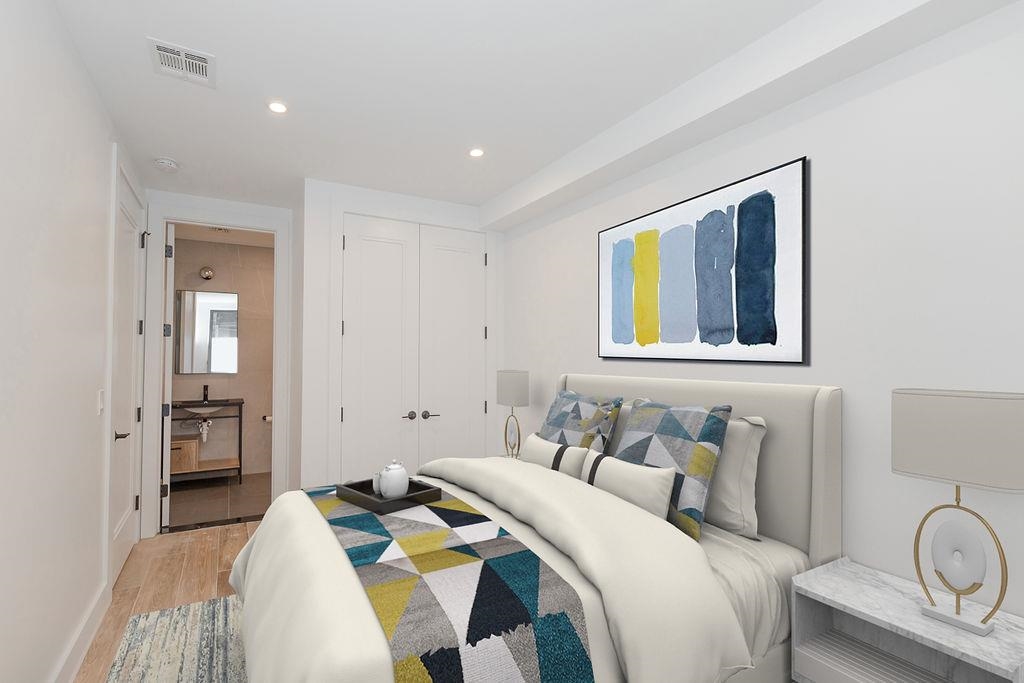 103 JEWETT AVE Unit: 1