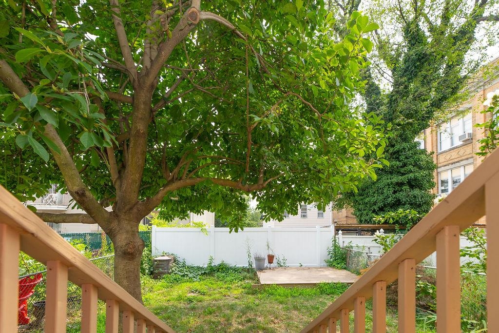 174 HANCOCK AVE Unit: 1