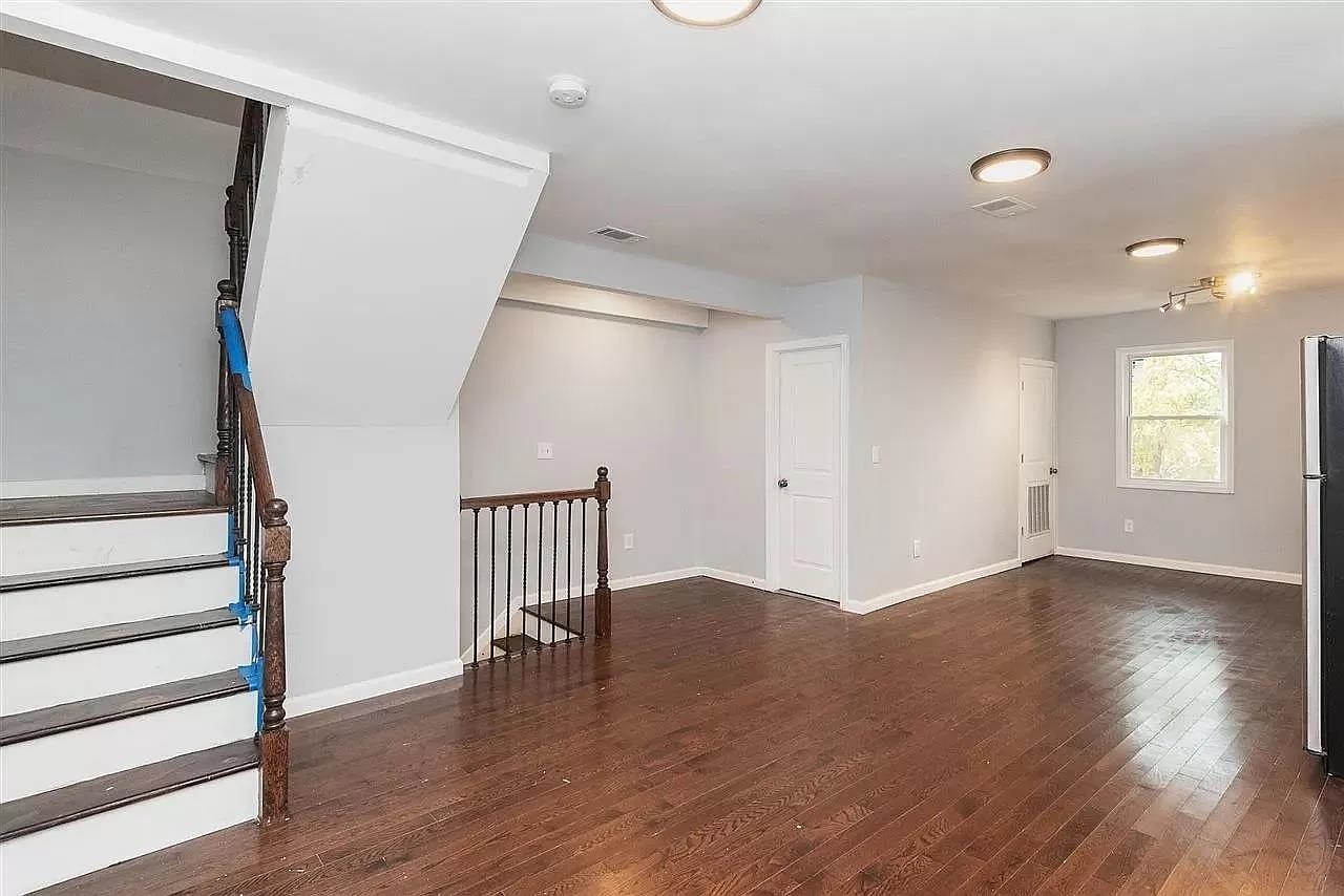 285 GRANT AVE Unit: 2