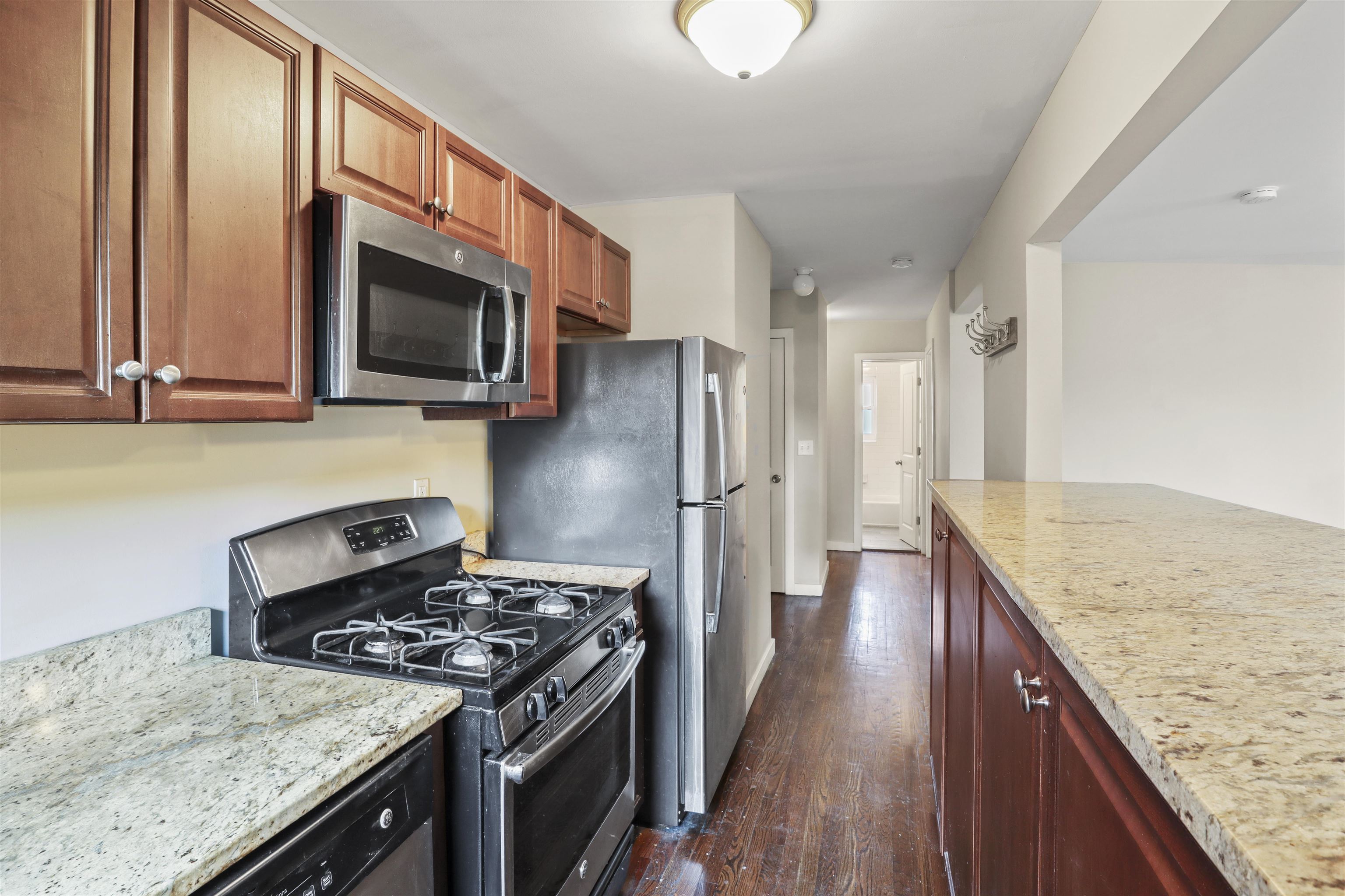 40 GLENWOOD AVE Unit: 2G