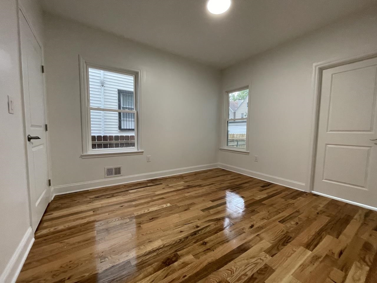 259 DUNCAN AVE Unit: 1