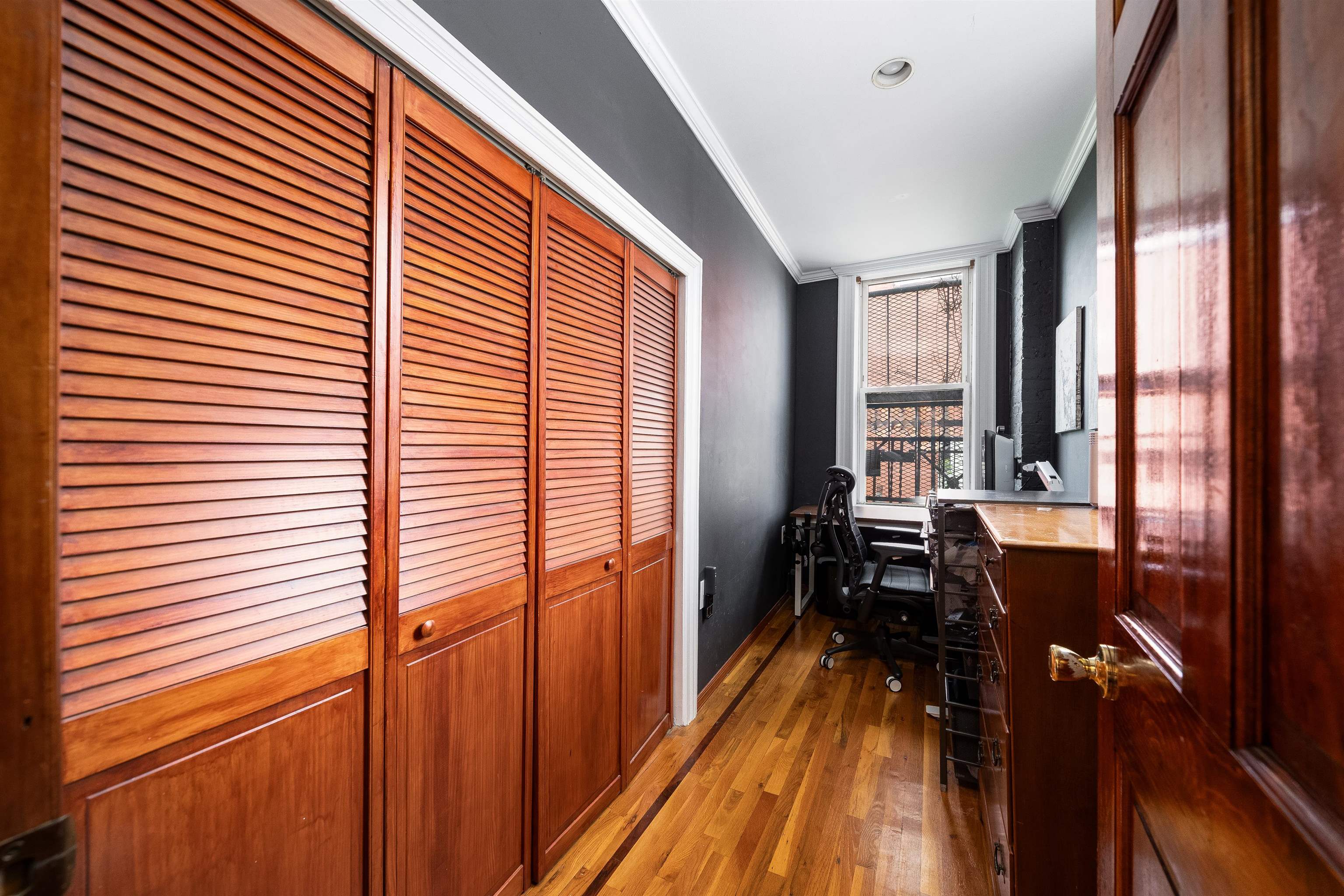 515 JERSEY AVE Unit: 5