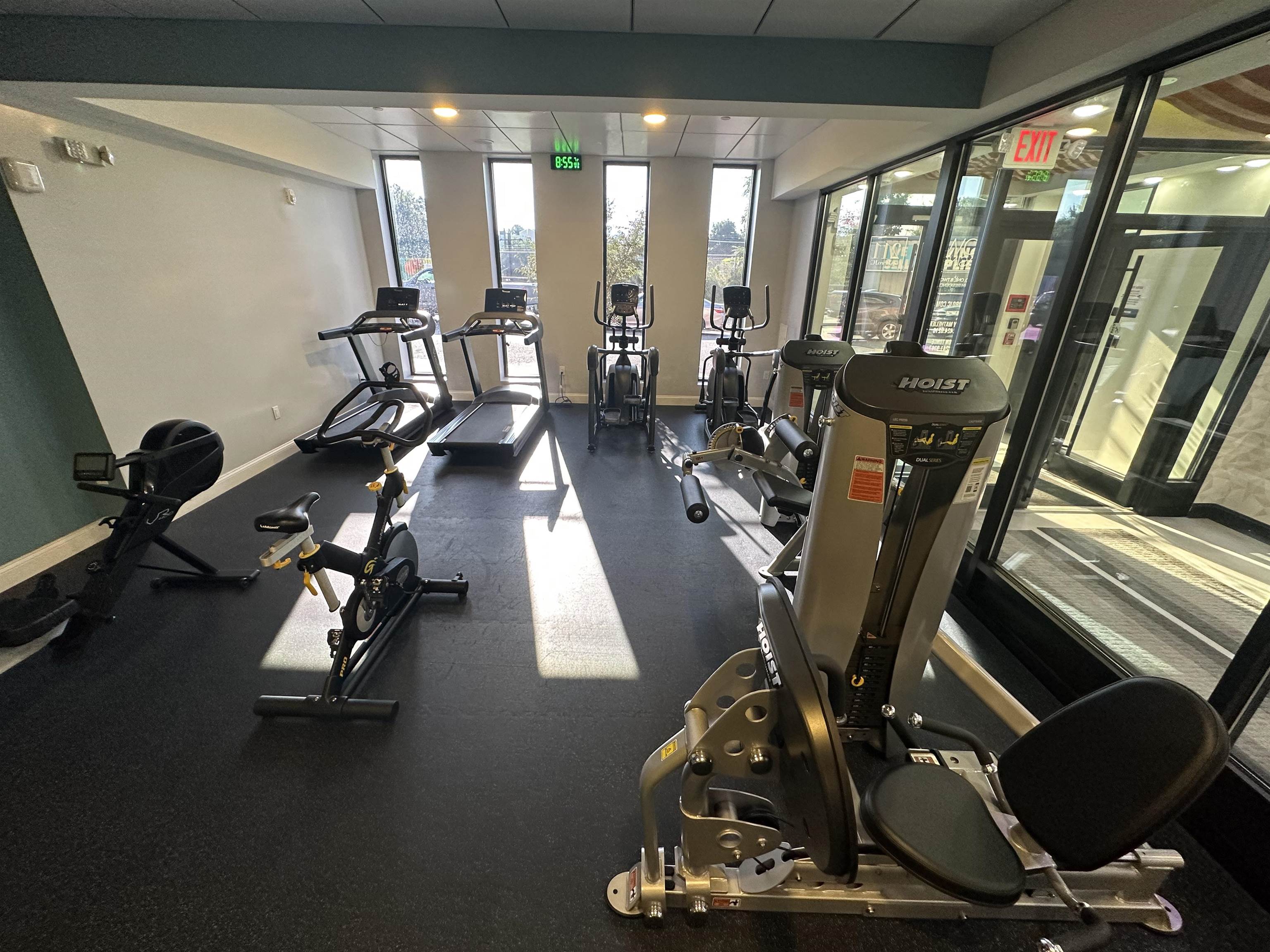 211 BALDWIN AVE Unit: 607