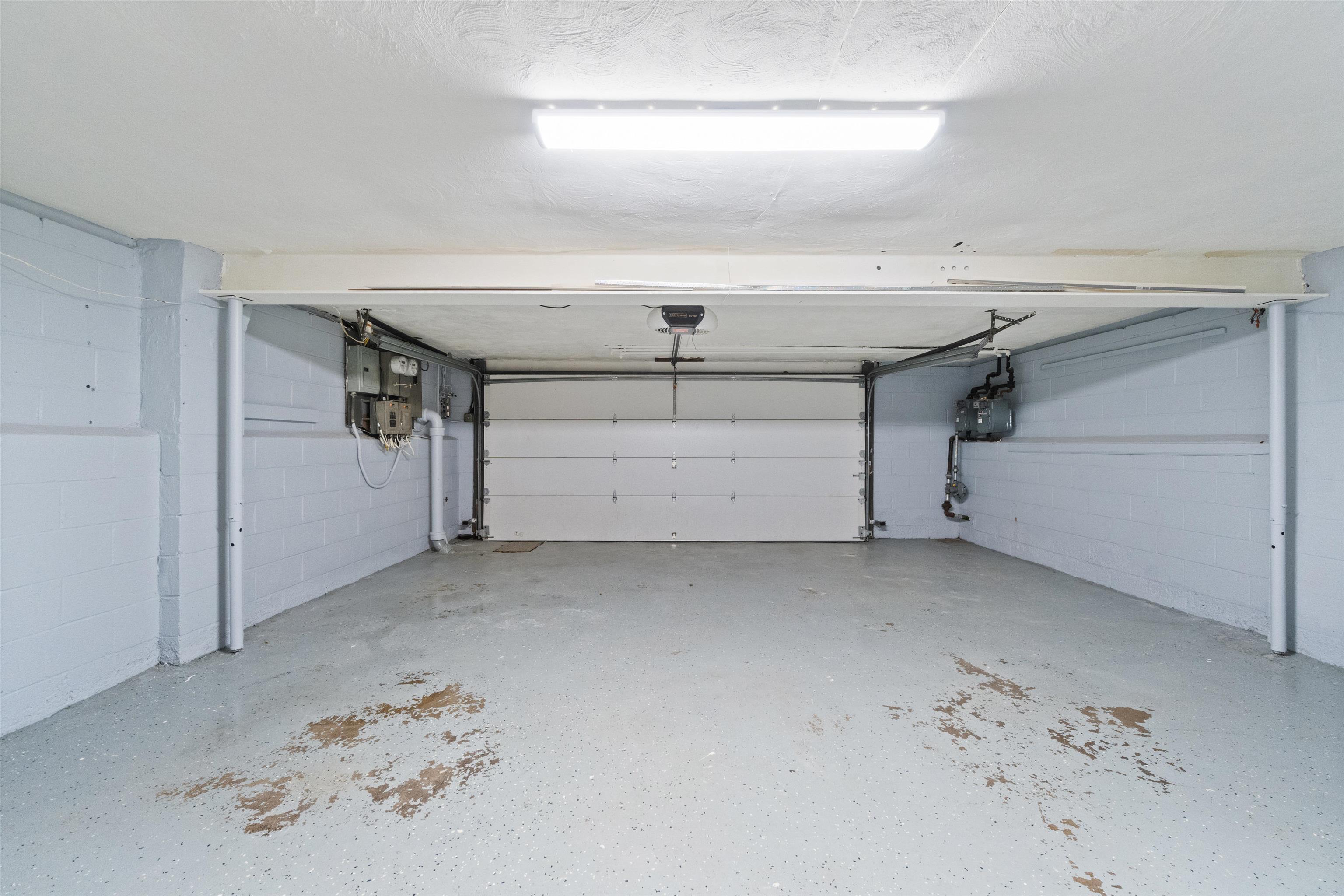 213 MANHATTAN AVE Unit: 2