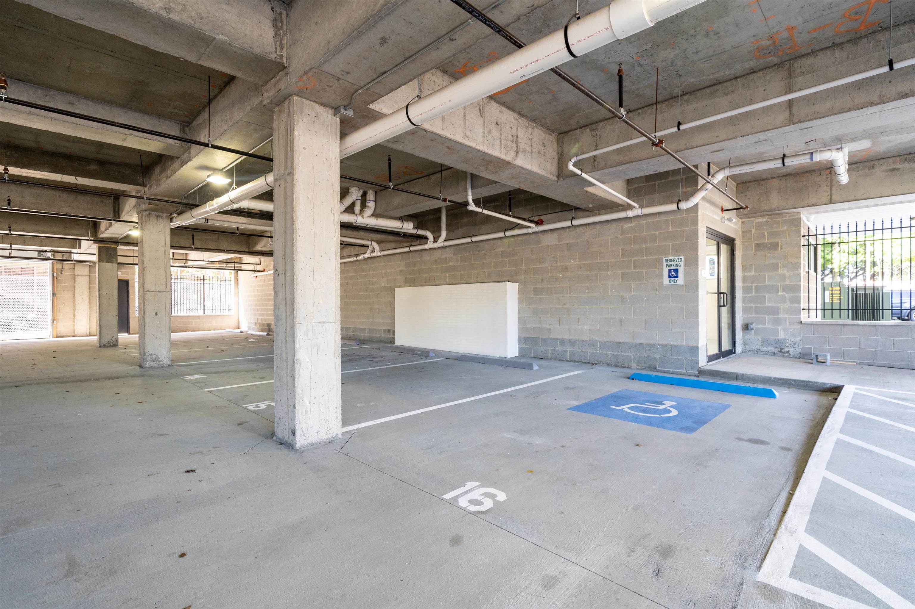 162-170 SOUTH ORANGE AVE Unit: 206