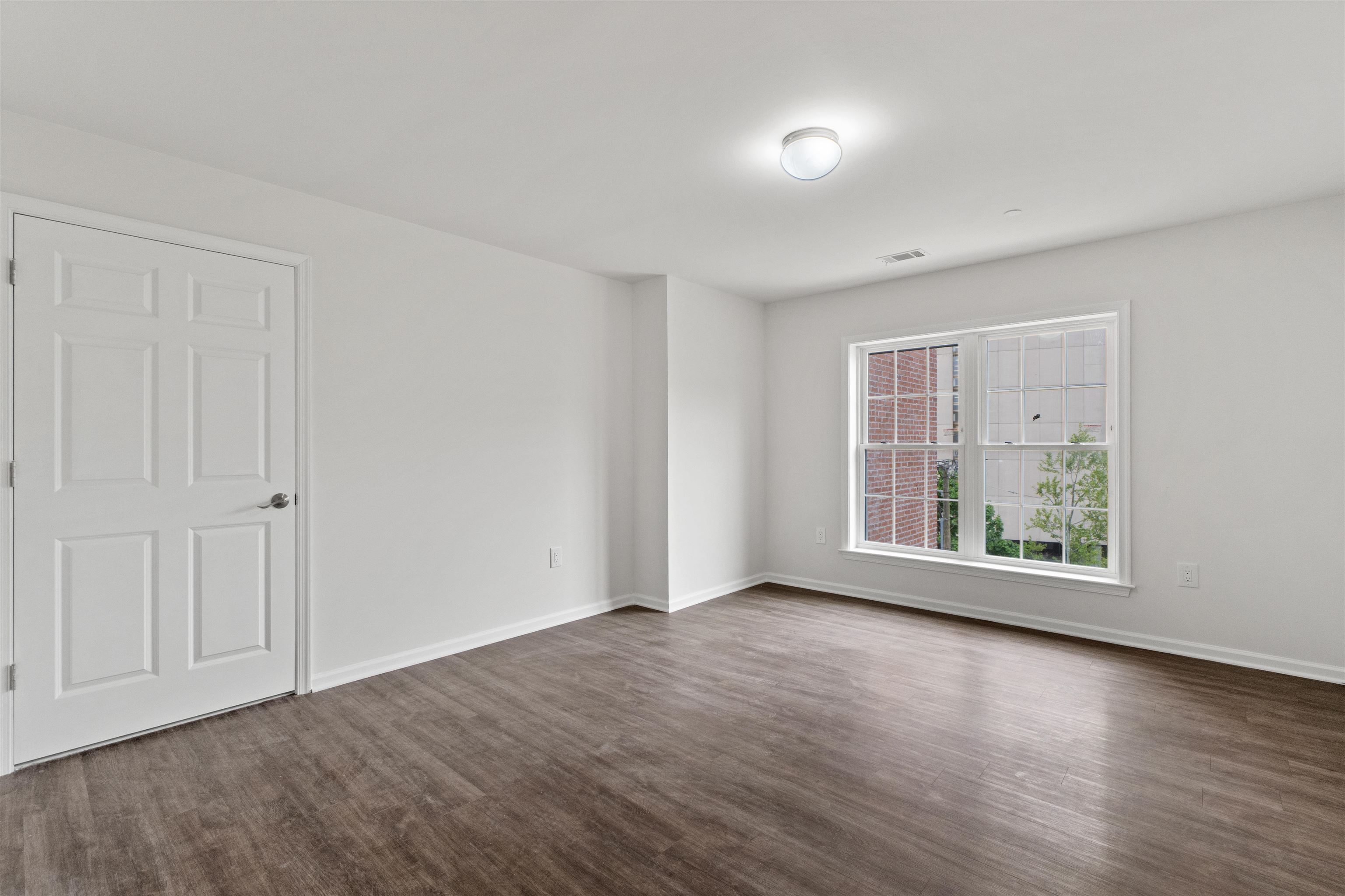 162-170 SOUTH ORANGE AVE Unit: 206