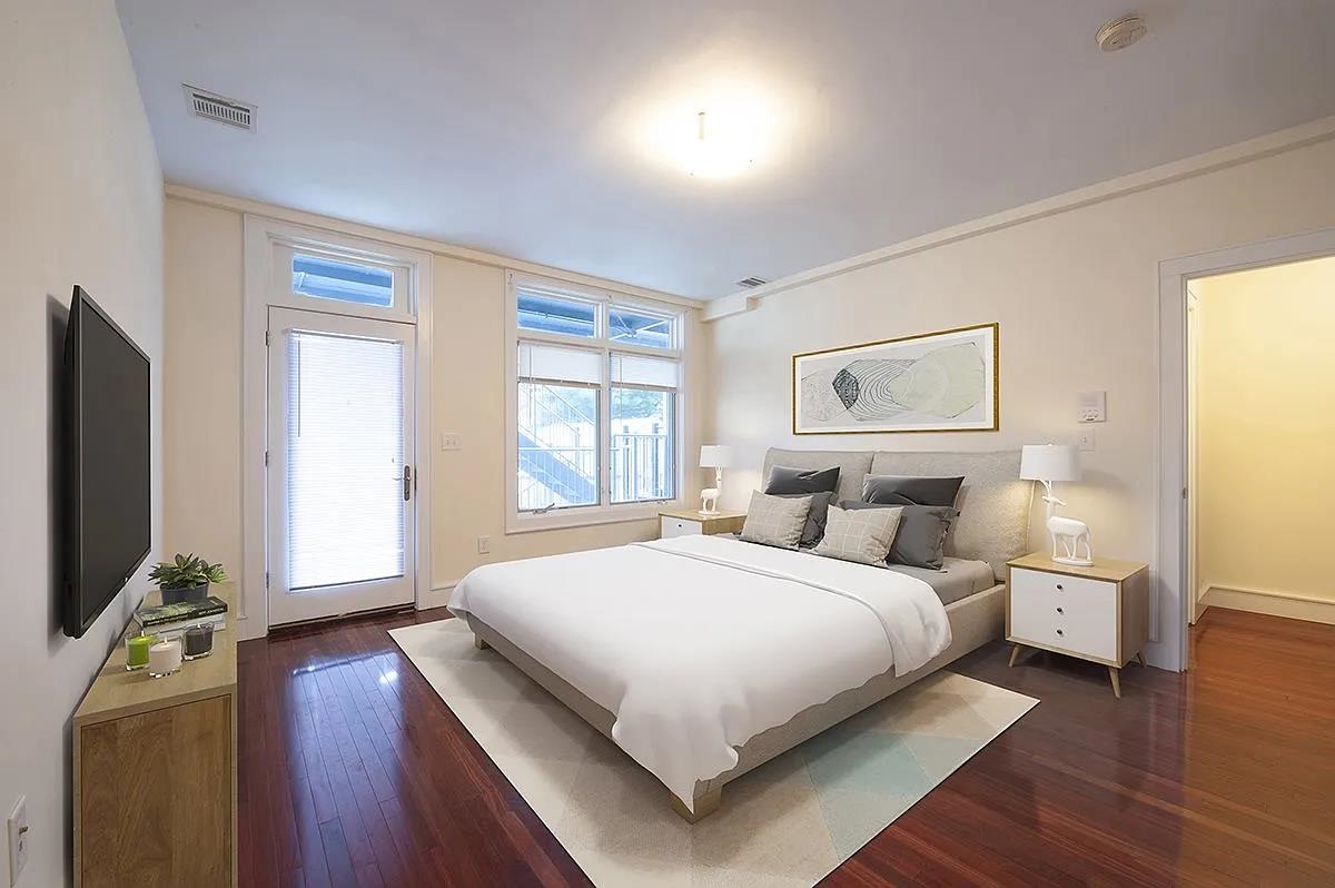 414 OGDEN AVE Unit: 1