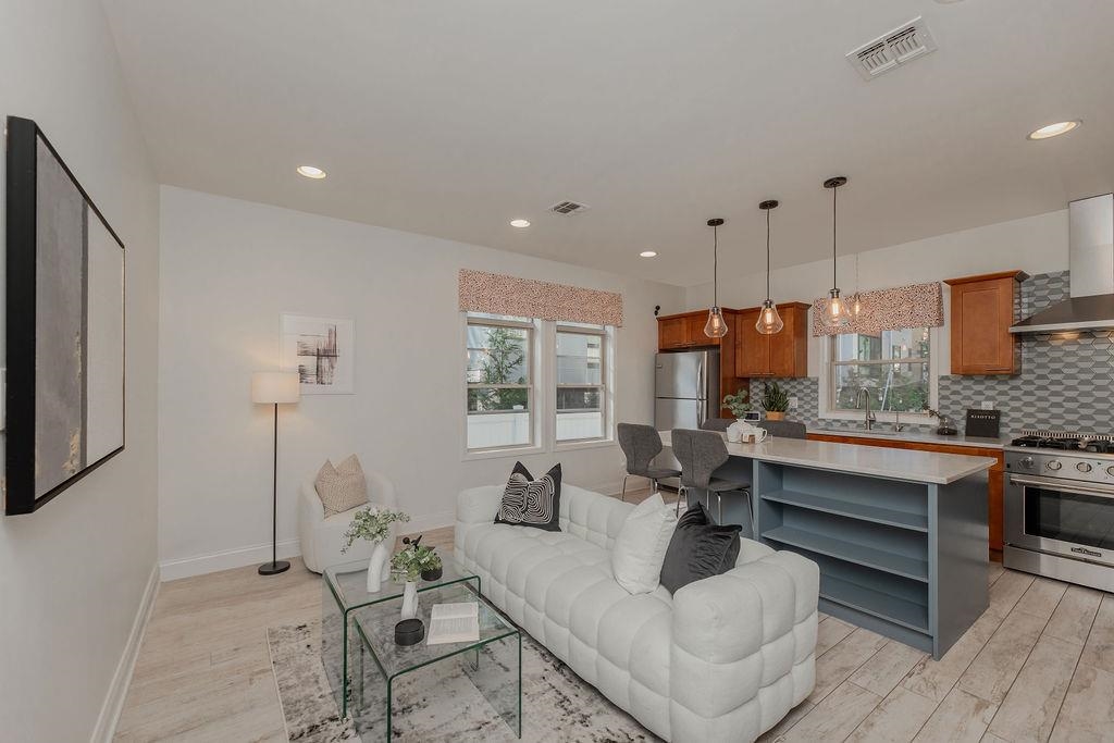 20 WEST 19TH ST Unit: 4A