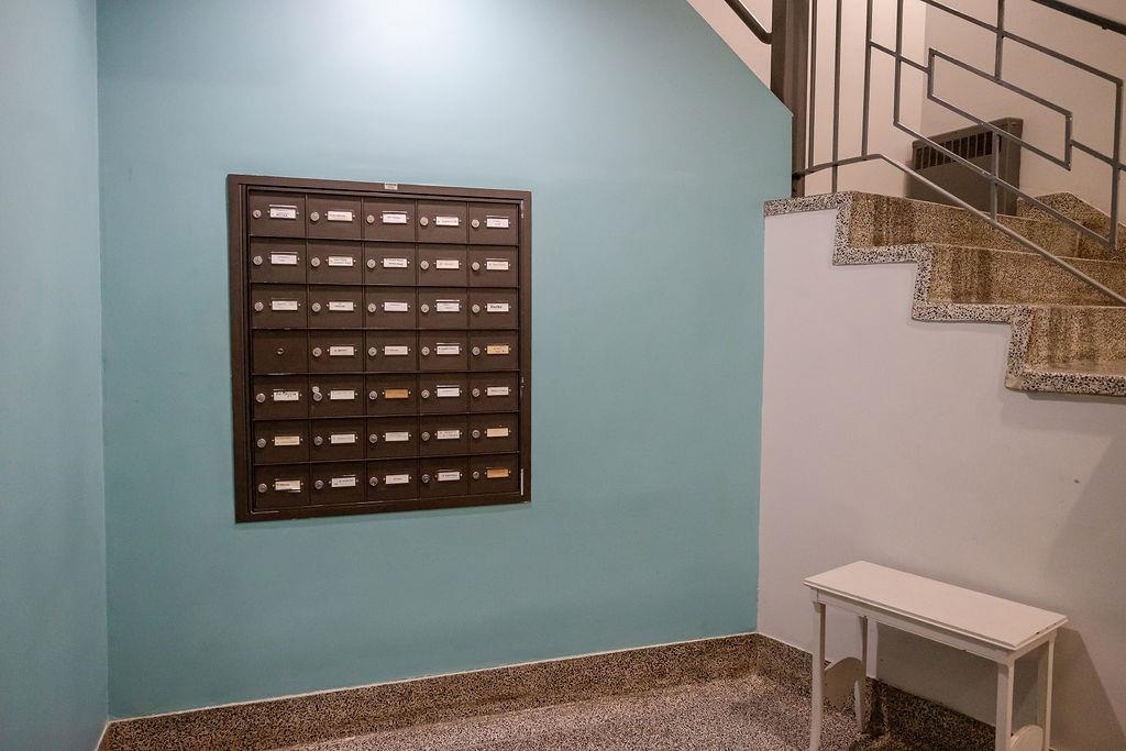 70 WEST 32ND ST Unit: 3E