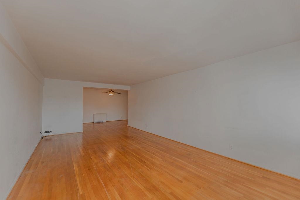 70 WEST 32ND ST Unit: 3E
