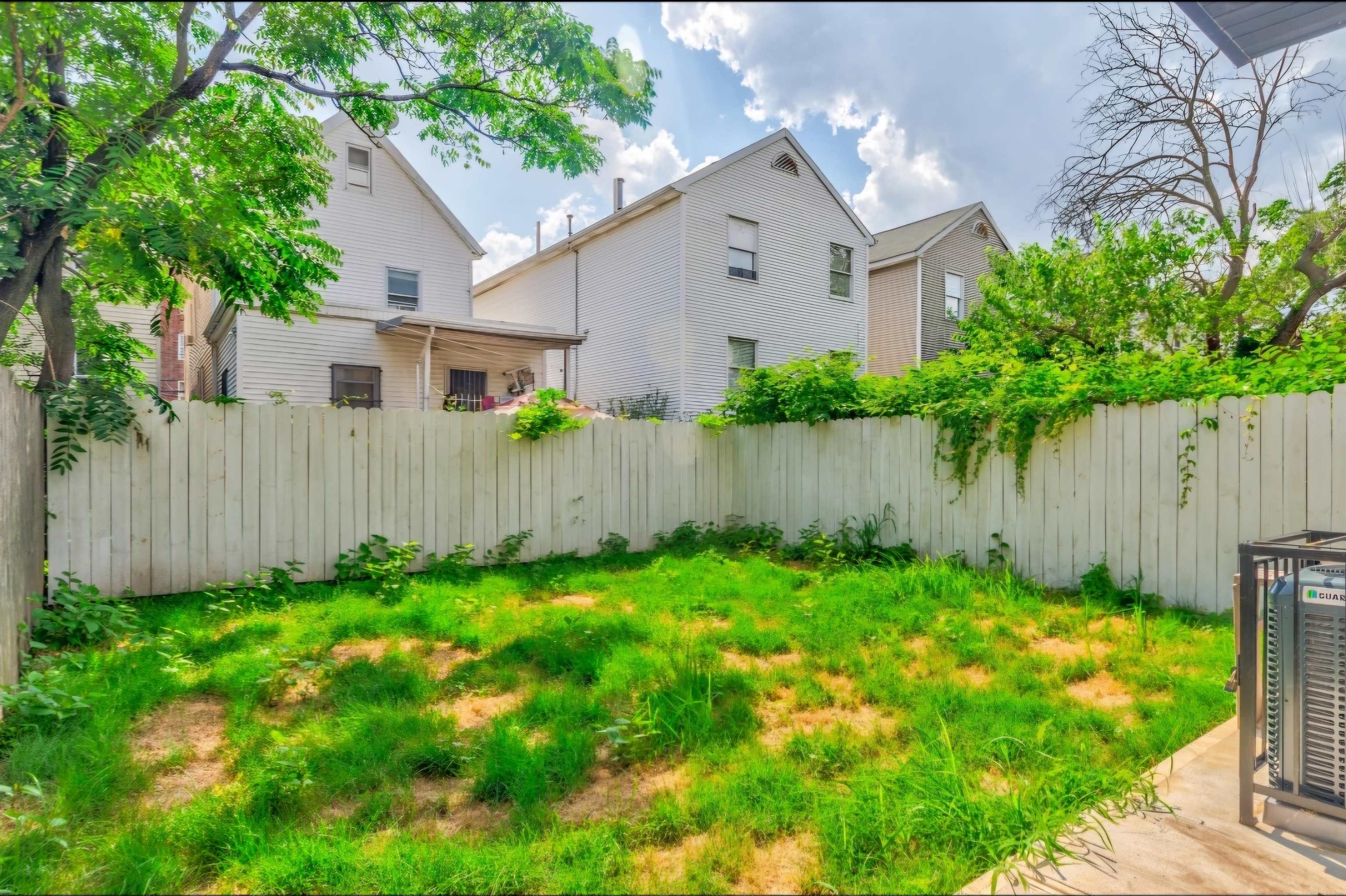 111 WILKINSON AVE Unit: 1