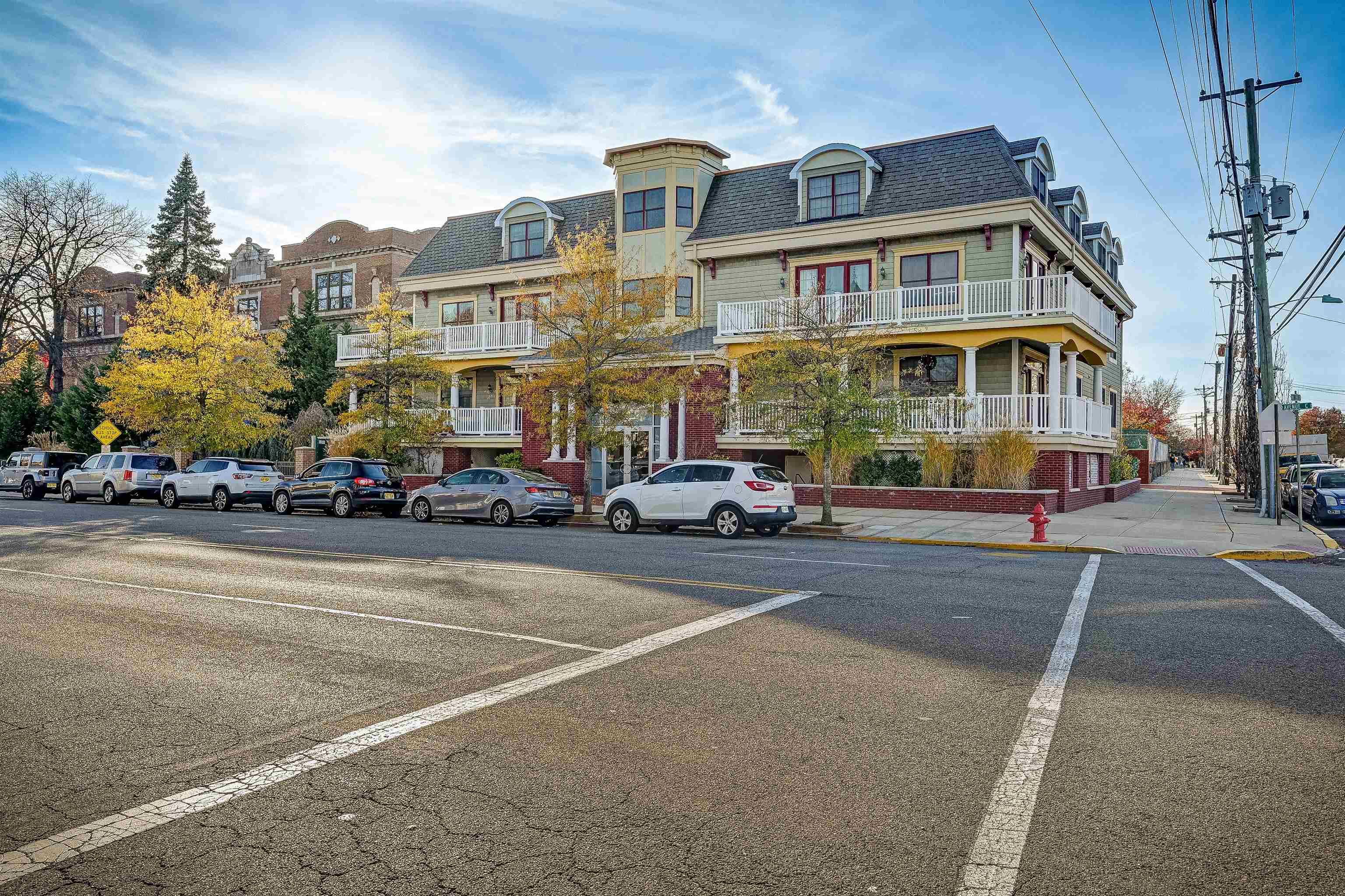 151 AVENUE C Unit: 301