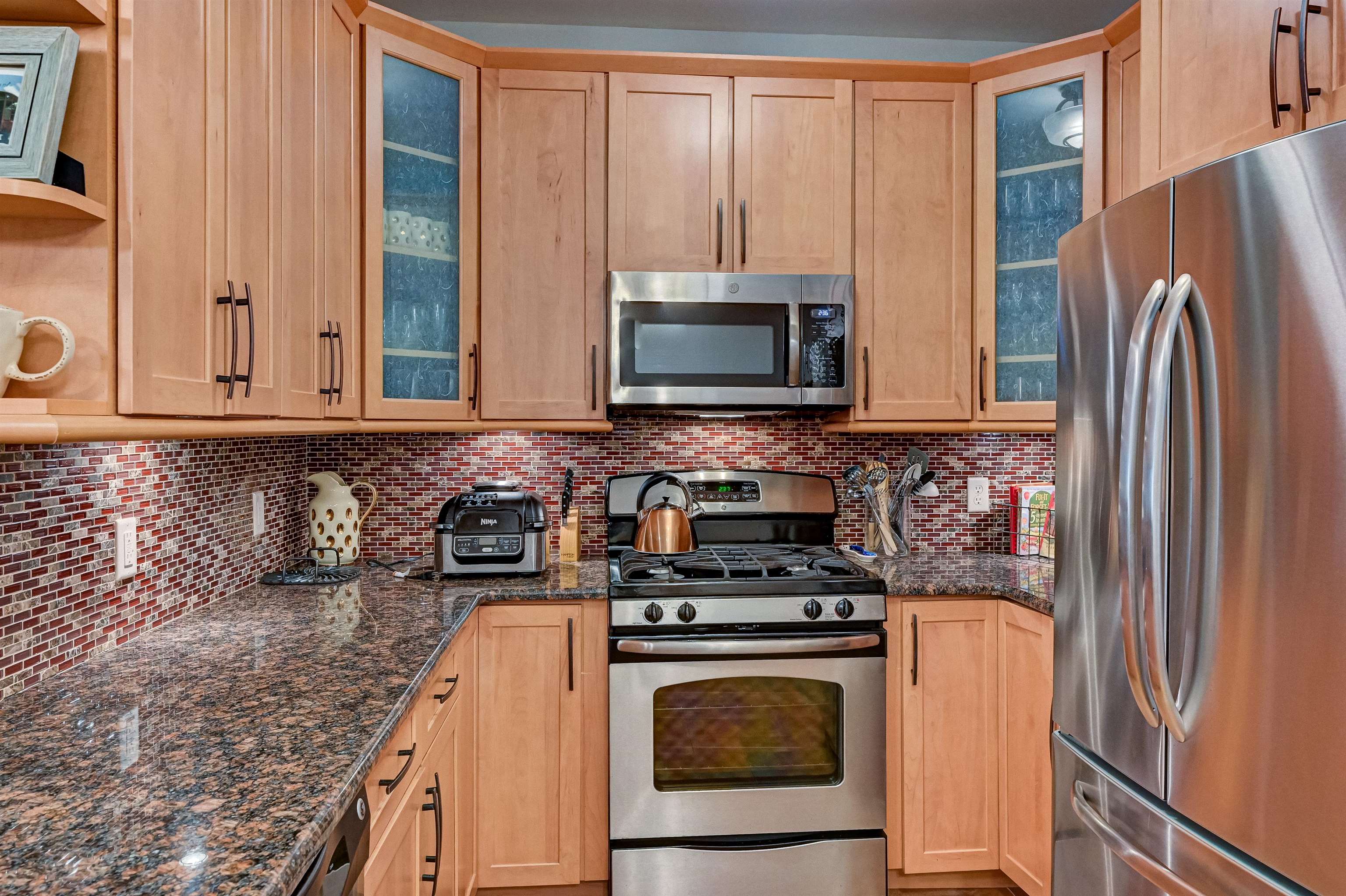 151 AVENUE C Unit: 301