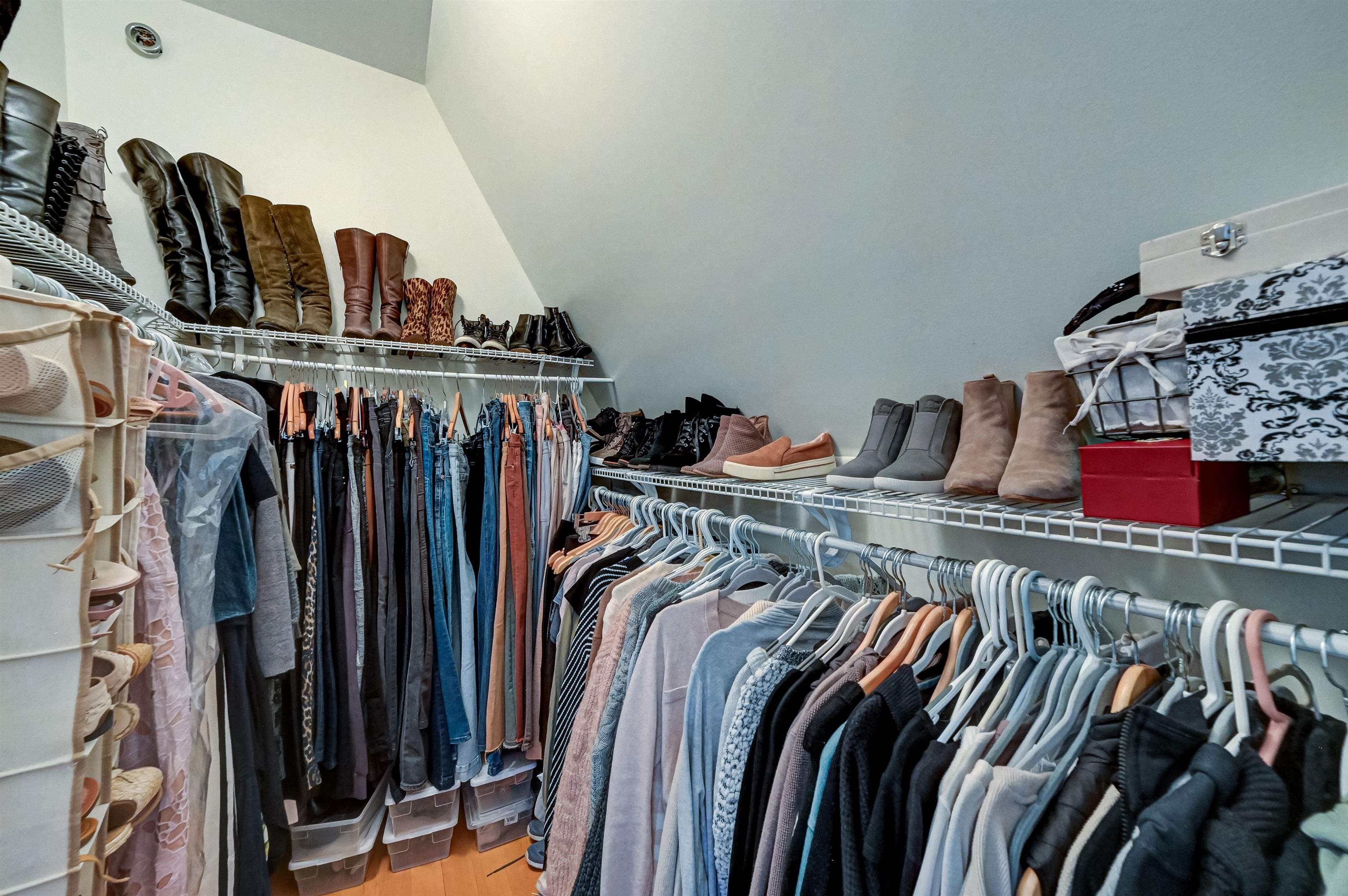 151 AVENUE C Unit: 301