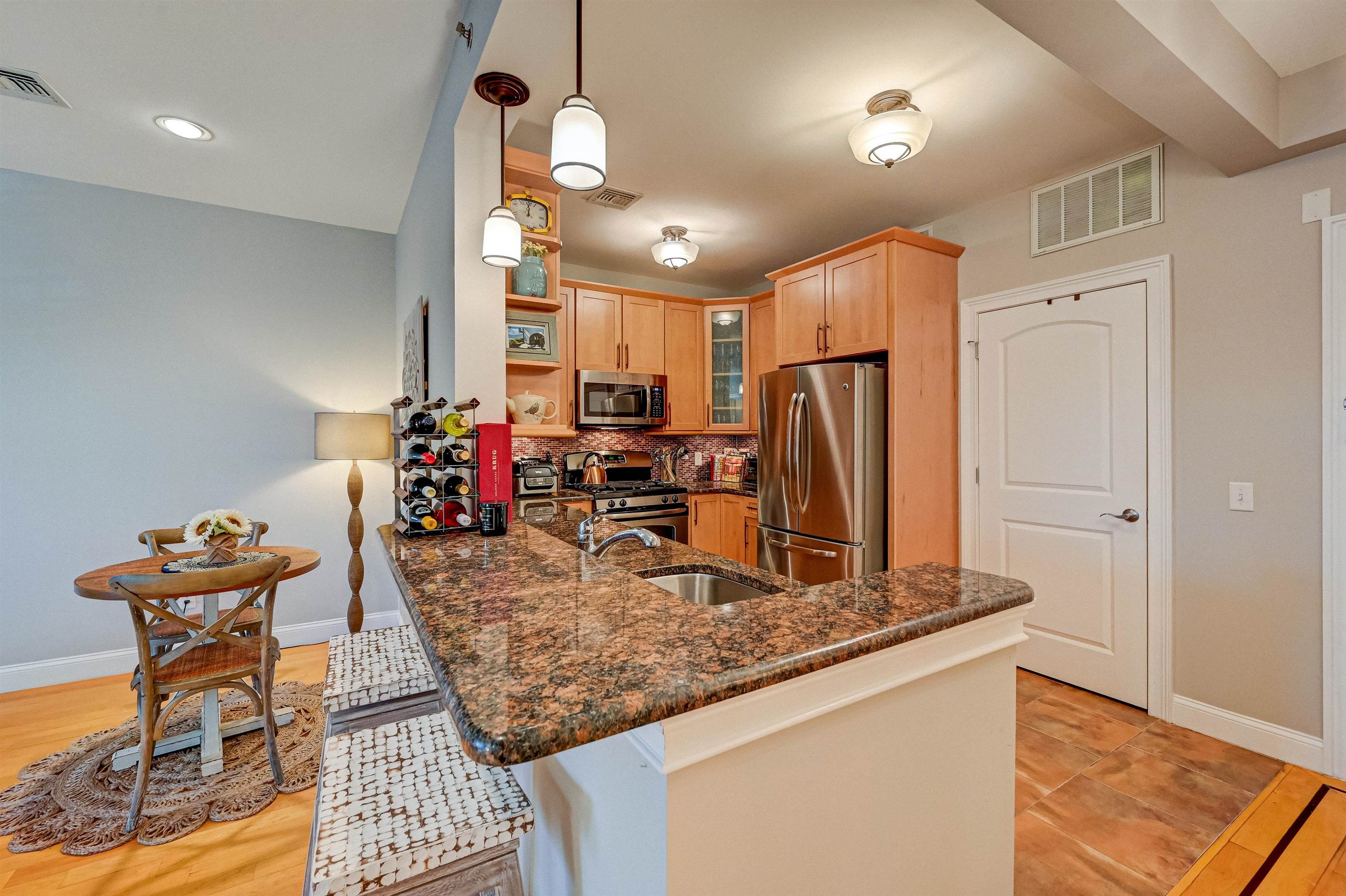 151 AVENUE C Unit: 301