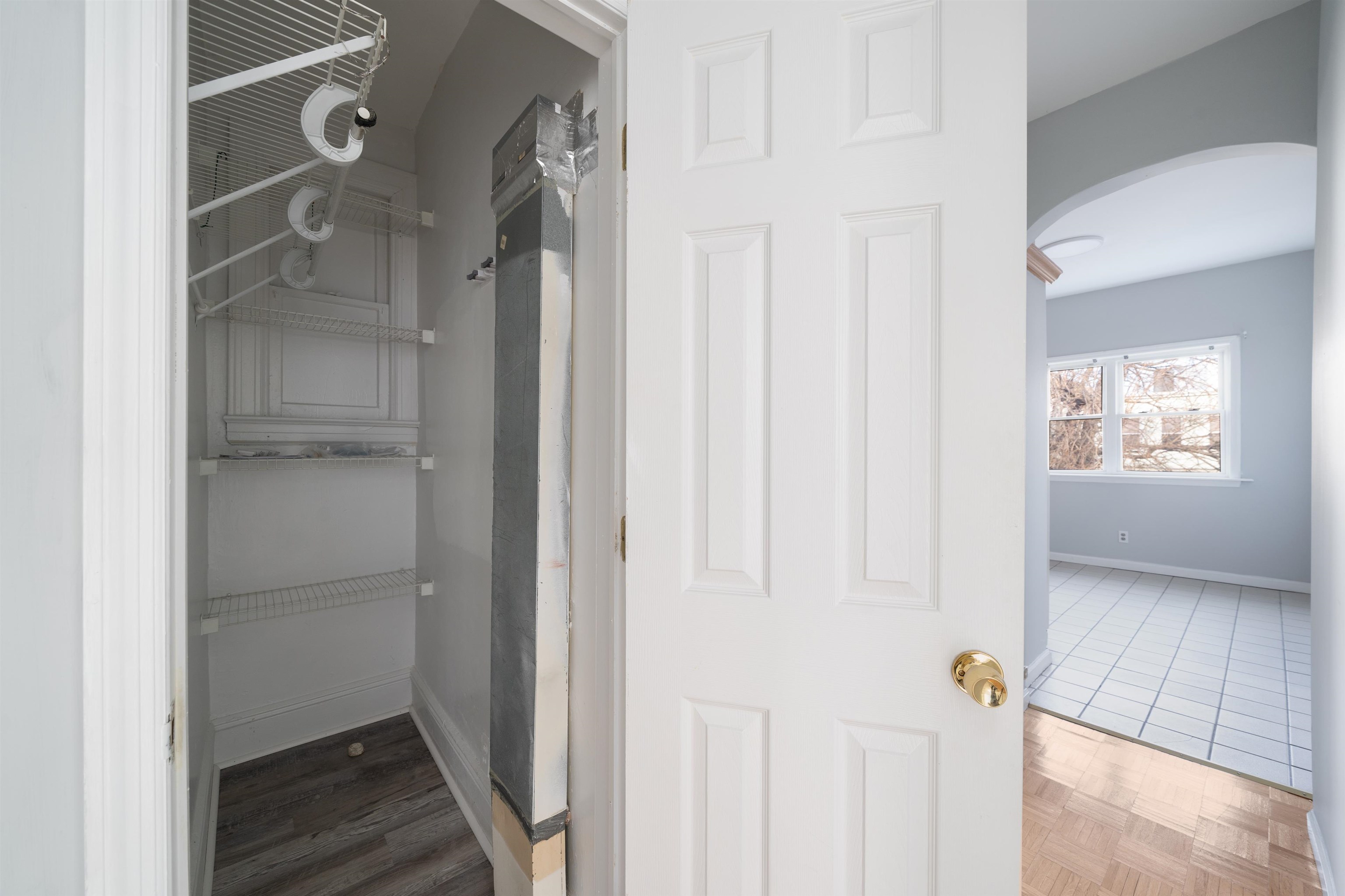 386 VAN NOSTRAND AVE Unit: 2