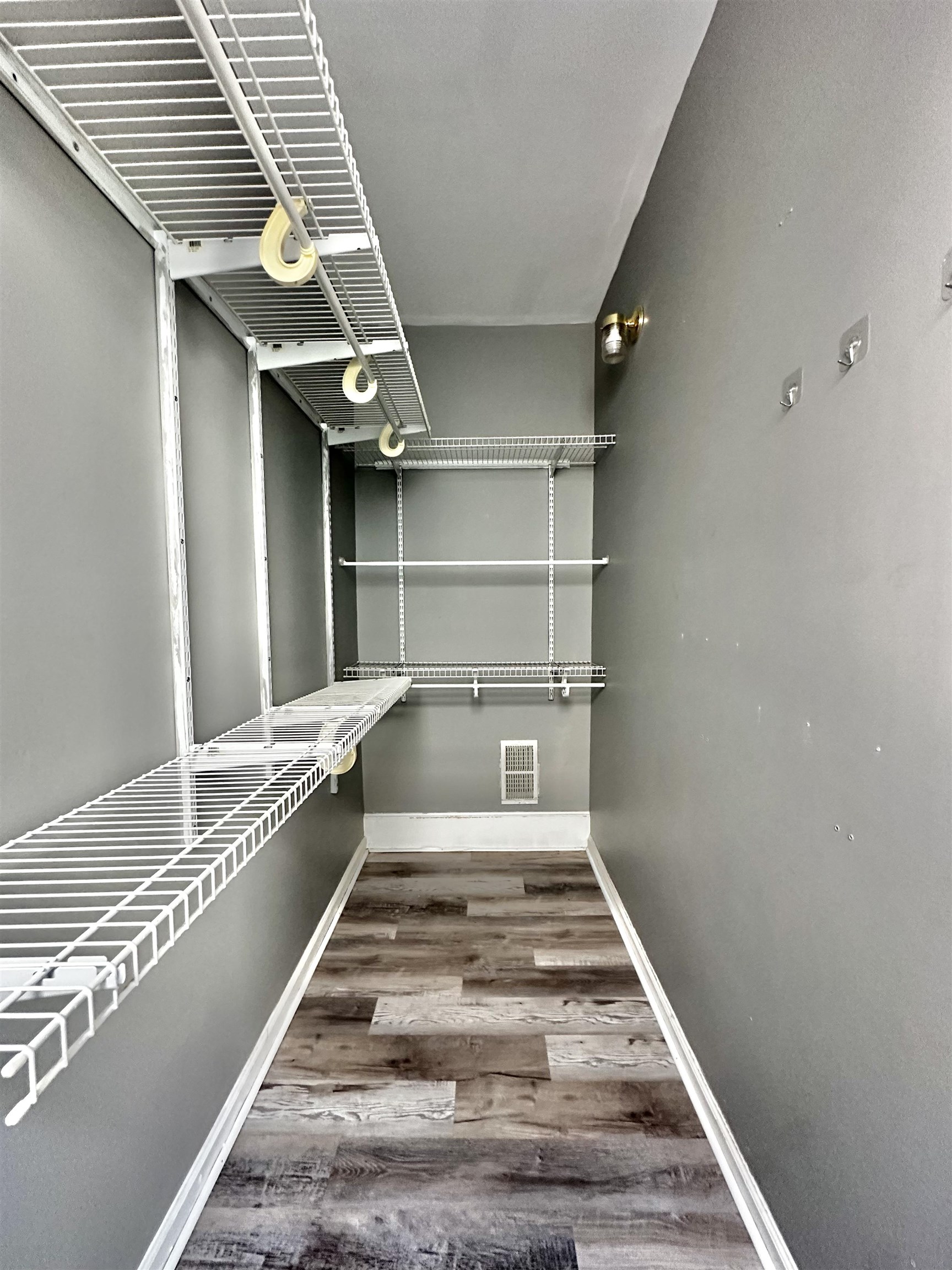 386 VAN NOSTRAND AVE Unit: 2