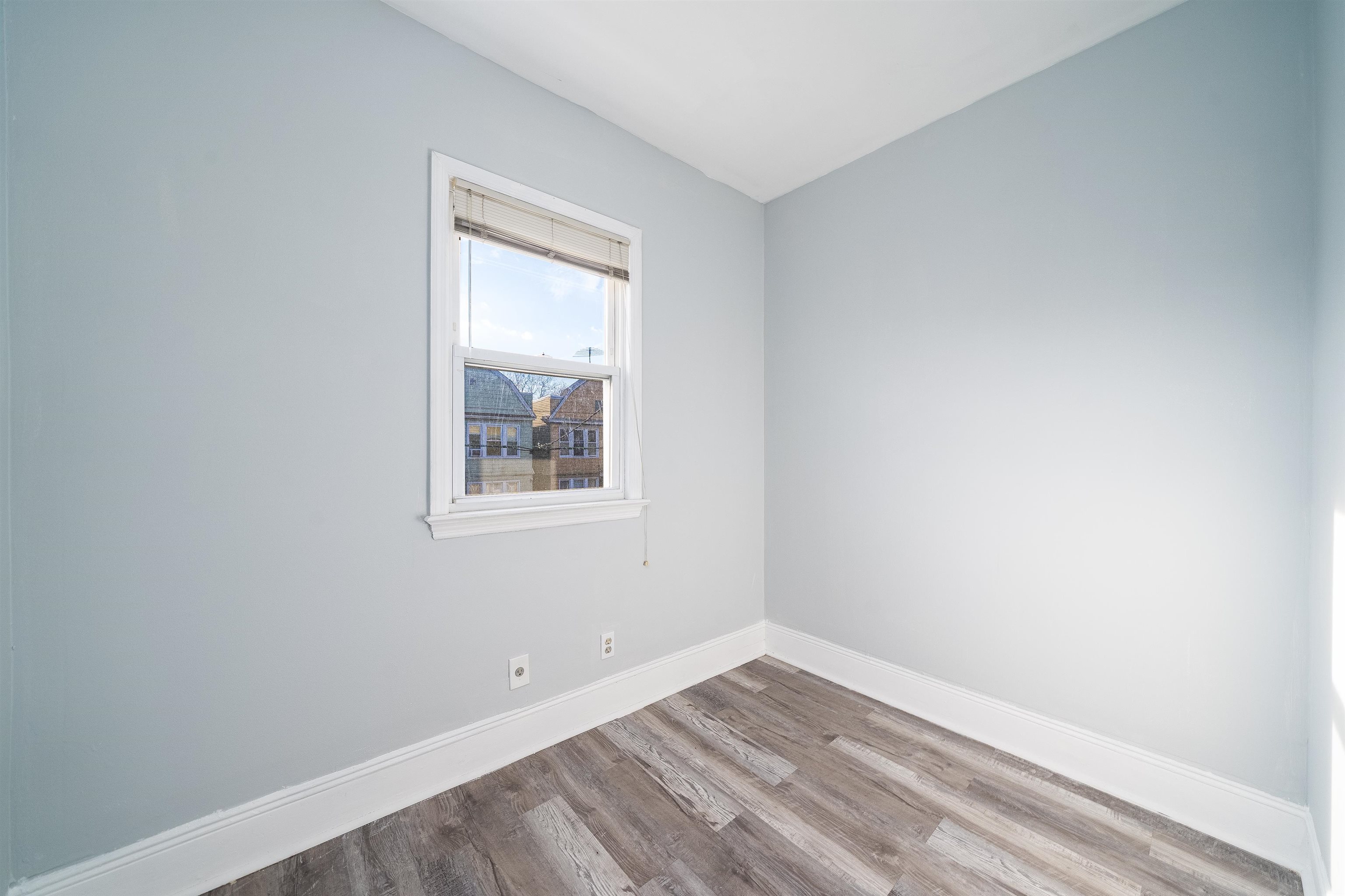 386 VAN NOSTRAND AVE Unit: 2