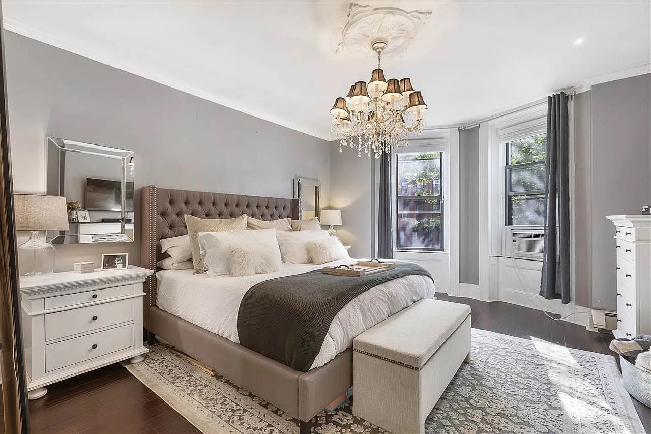 1106 WASHINGTON ST Unit: 2S