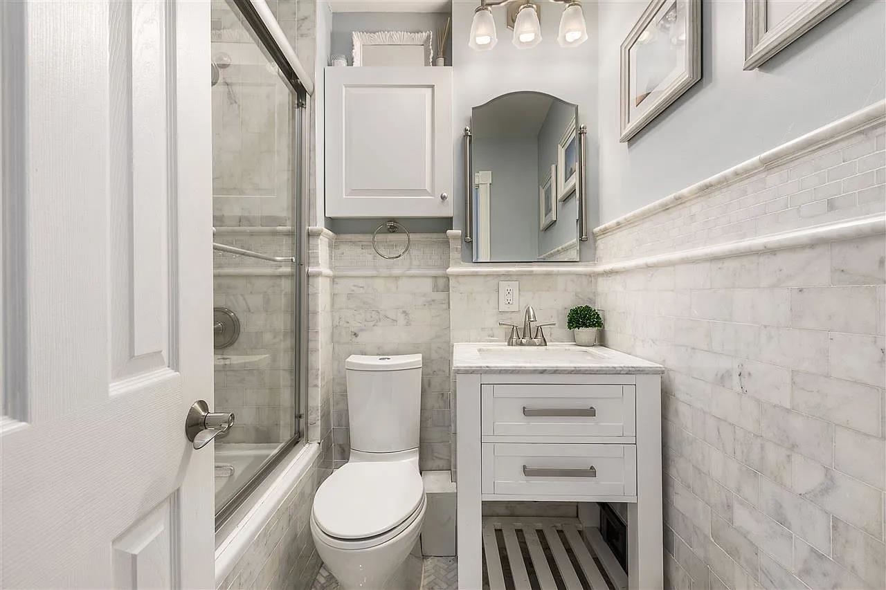 1106 WASHINGTON ST Unit: 2S