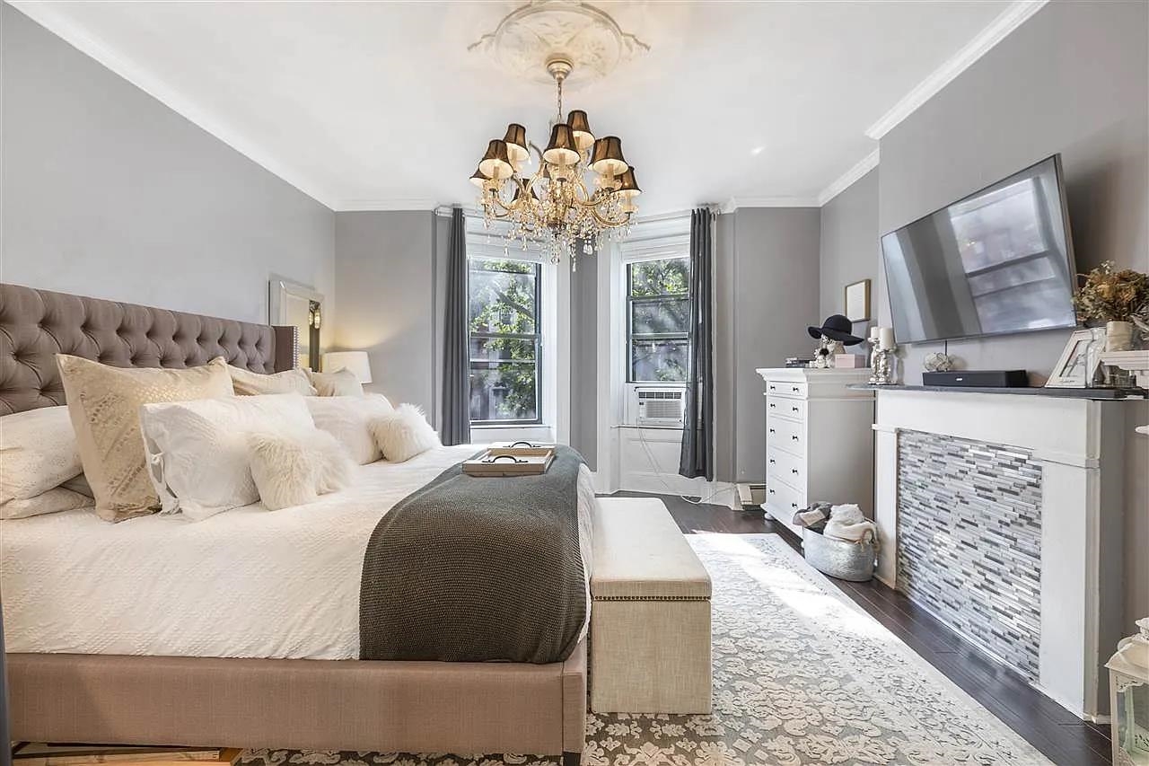 1106 WASHINGTON ST Unit: 2S