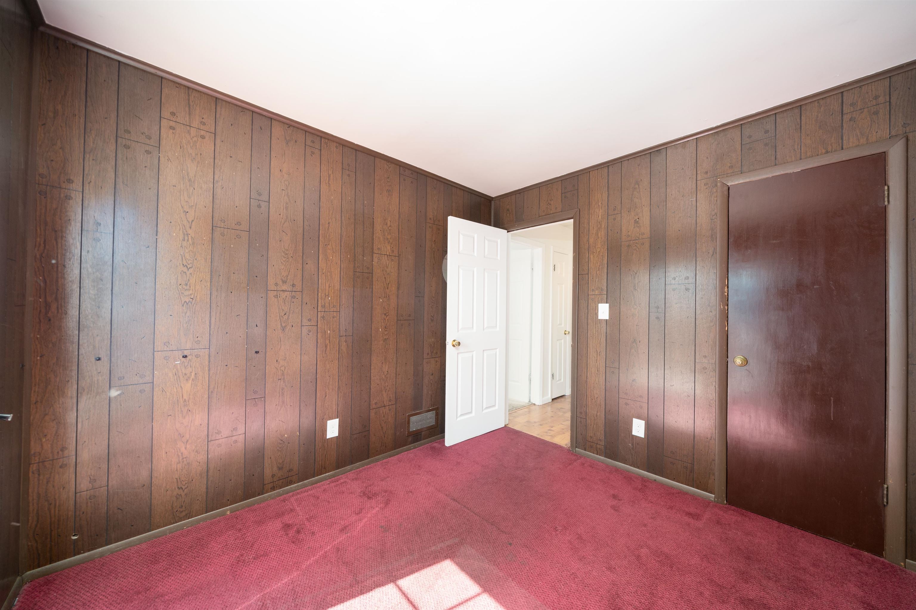 812 1/2 7TH ST Unit: 2