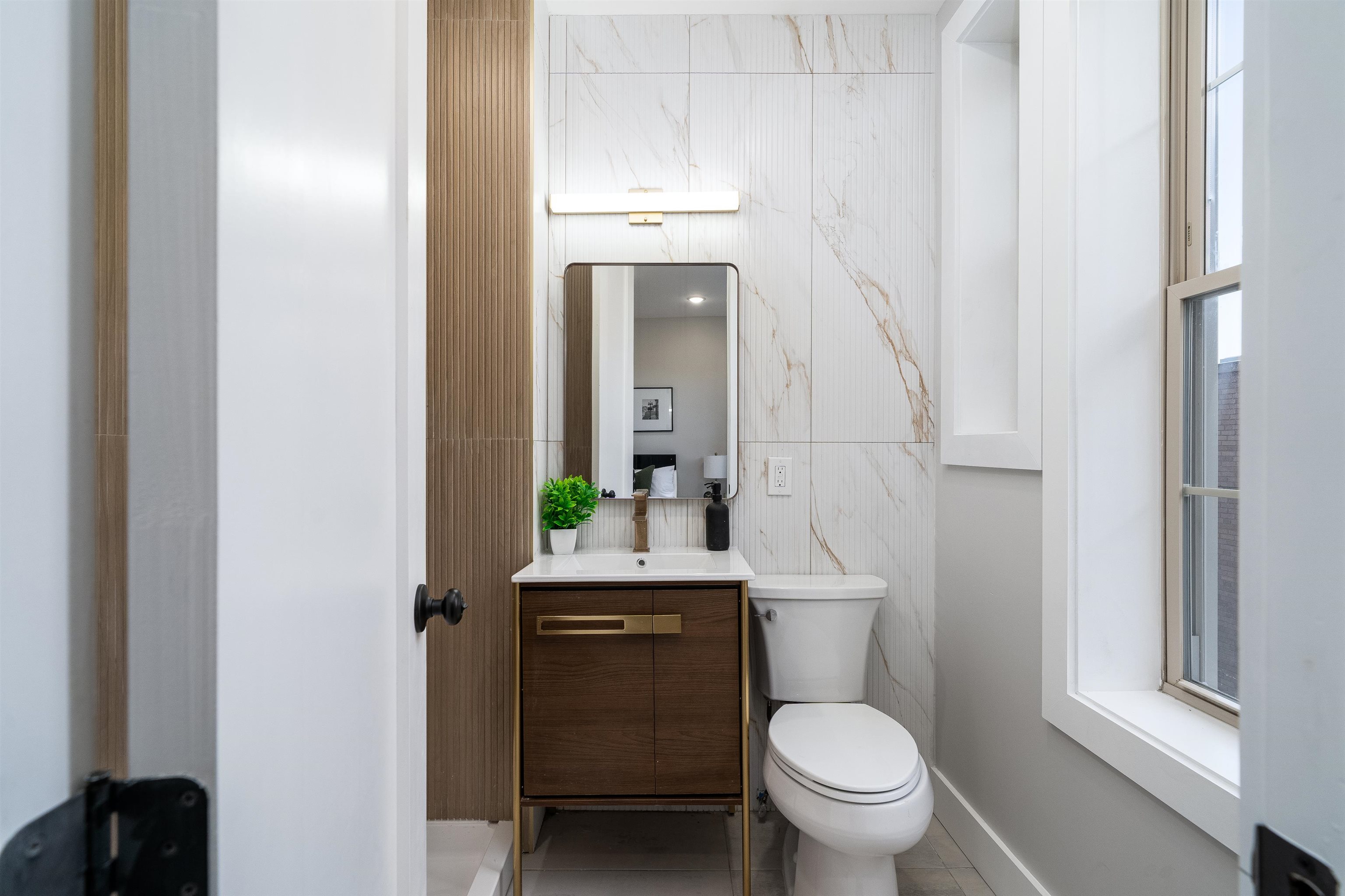 2677 KENNEDY BLVD Unit: 5