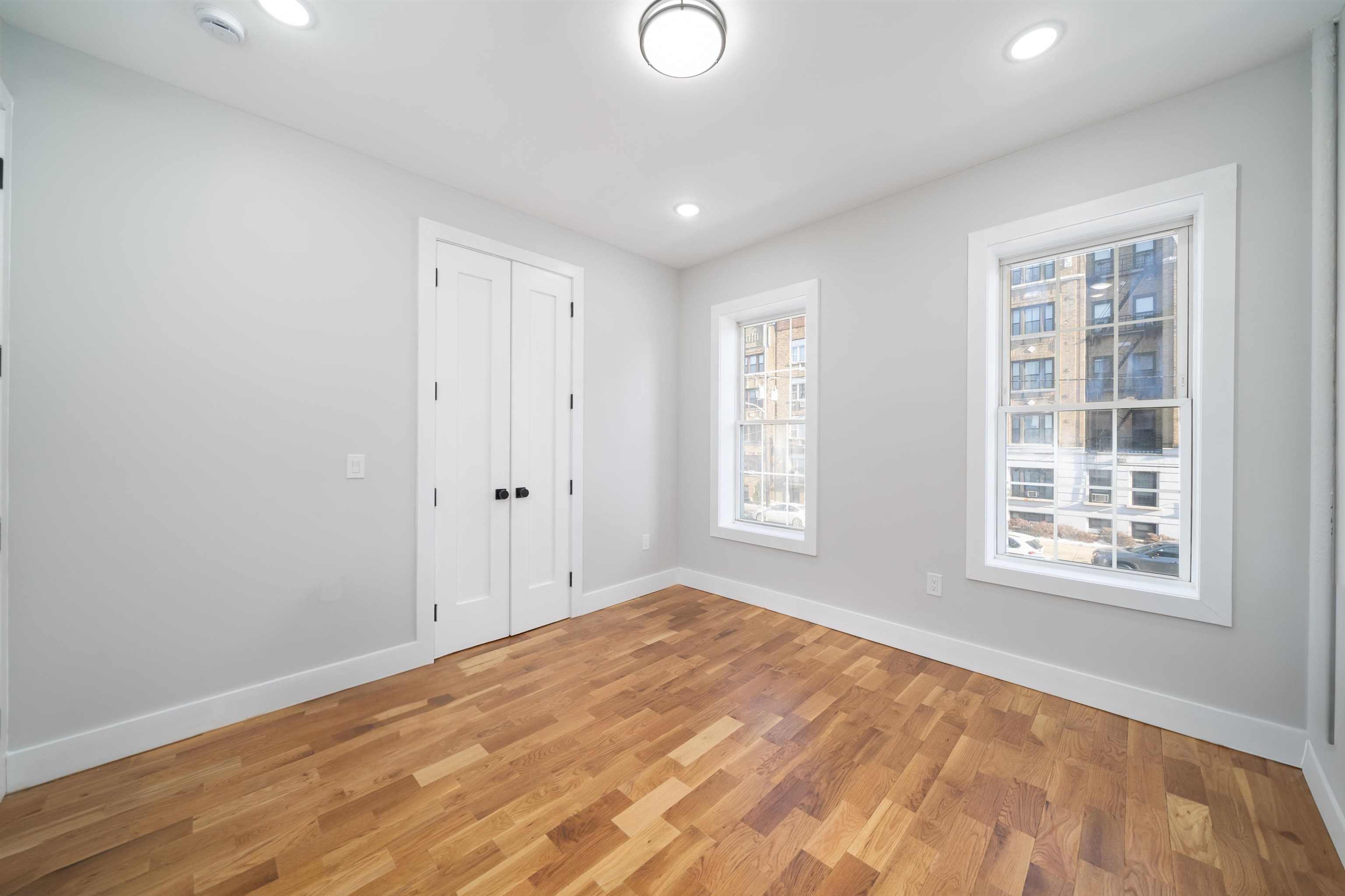 2677 KENNEDY BLVD Unit: 5