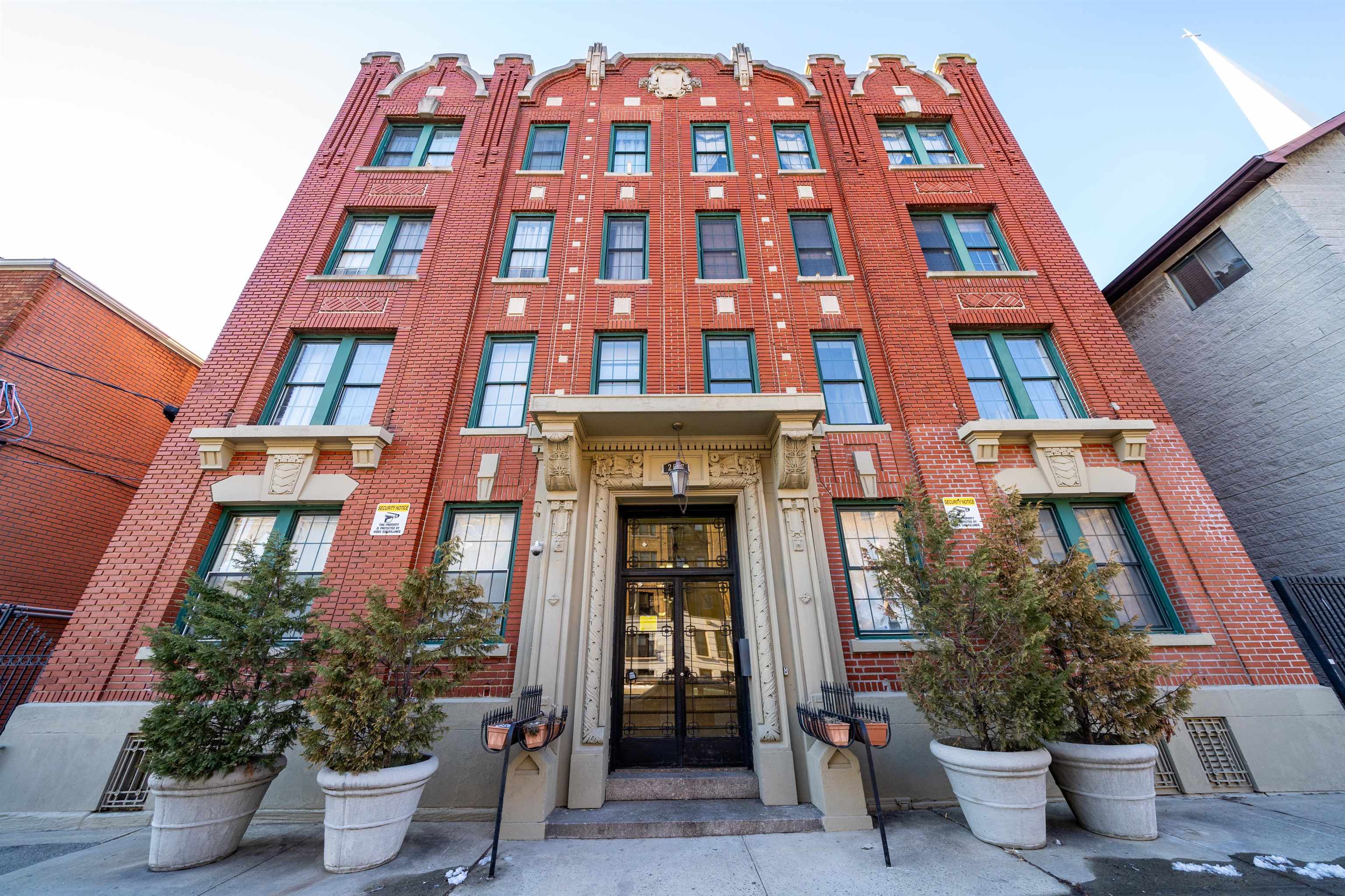 2677 KENNEDY BLVD Unit: 5