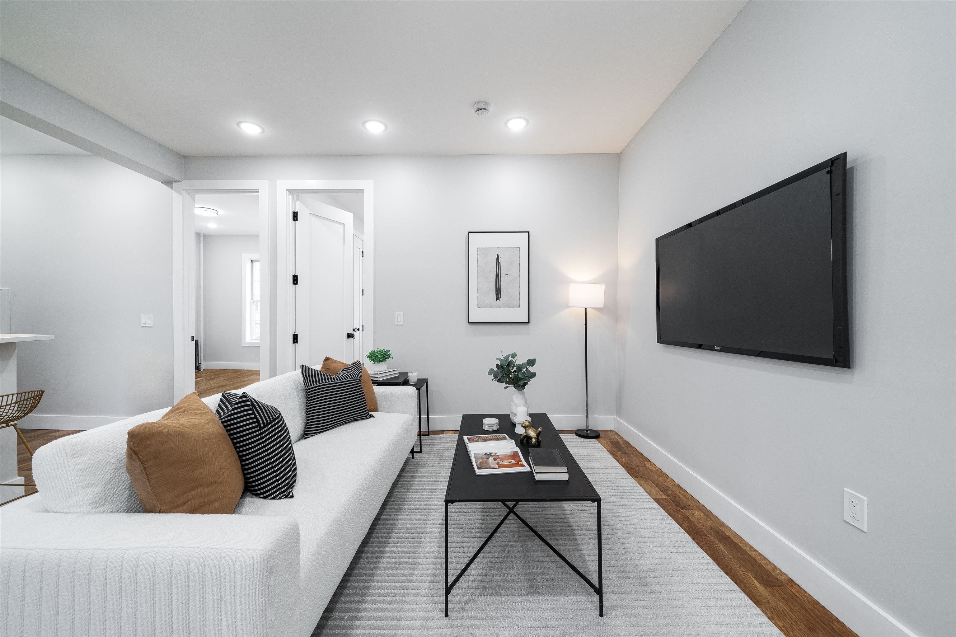 2677 KENNEDY BLVD Unit: 5