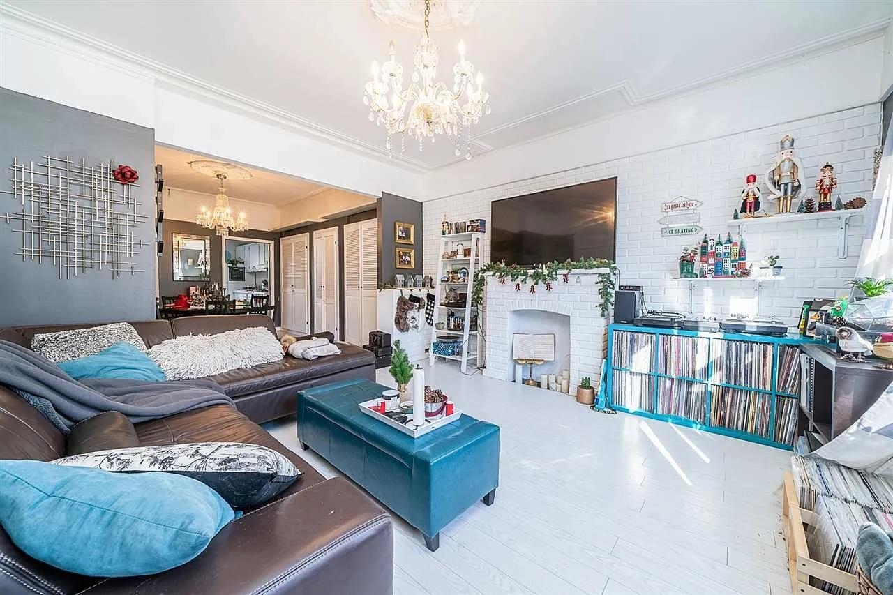 111 WEBSTER AVE Unit: 1