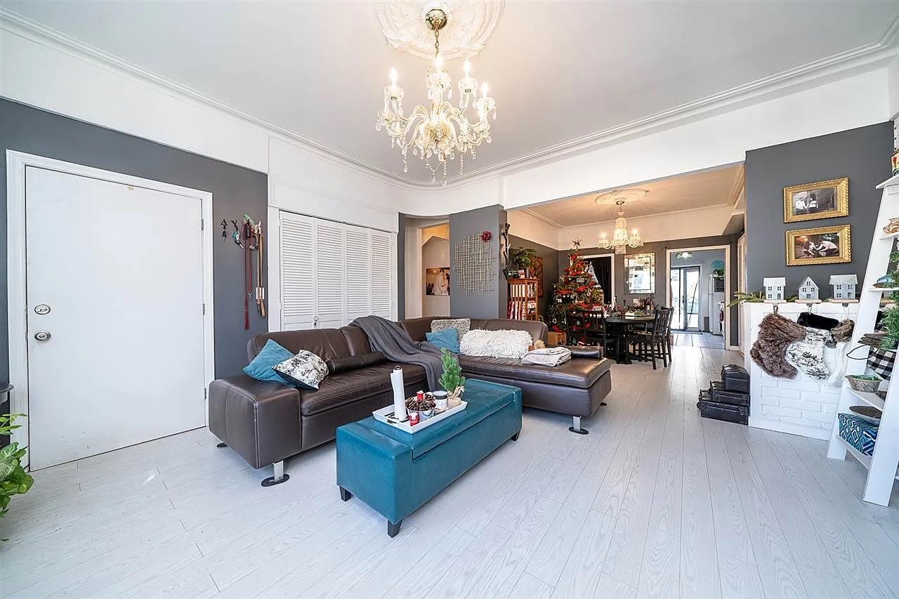 111 WEBSTER AVE Unit: 1