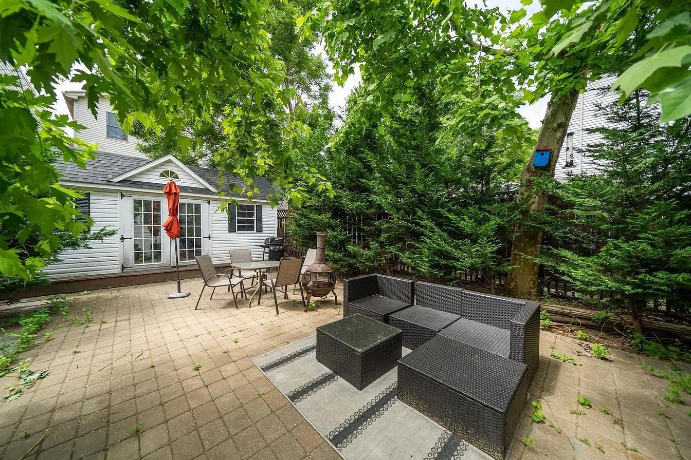 111 WEBSTER AVE Unit: 1