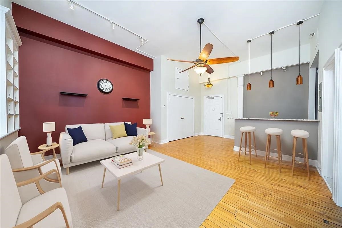 501 ADAMS ST Unit: 3H