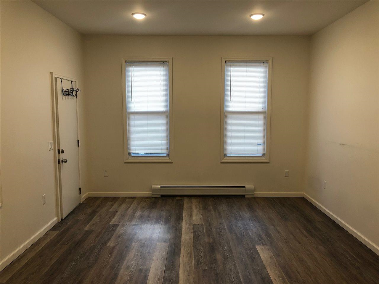 549 PAVONIA AVE Unit: 1 & 2