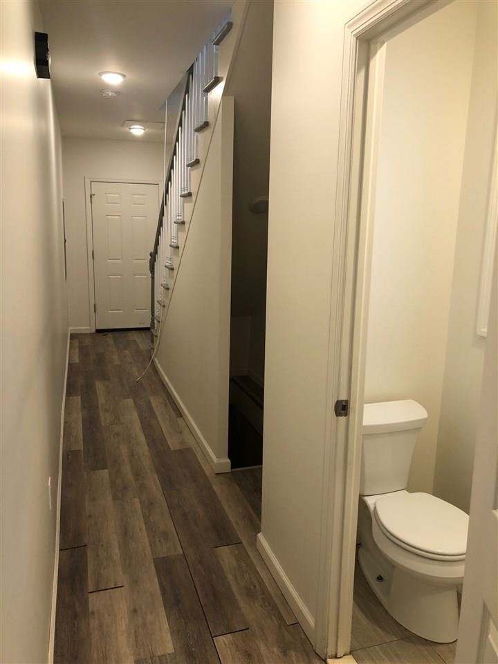 549 PAVONIA AVE Unit: 1 & 2