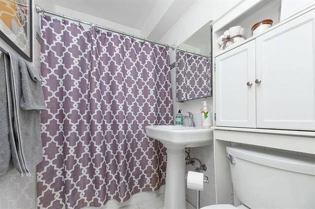 2520 KENNEDY BLVD Unit: 1H