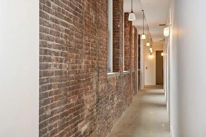 8 ERIE ST Unit: 205