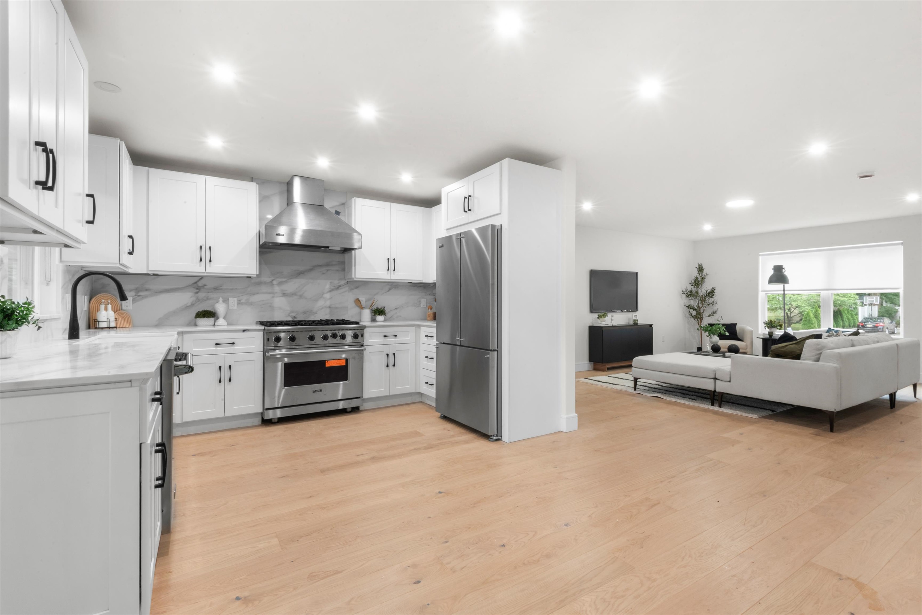 1283 RAHWAY AVE