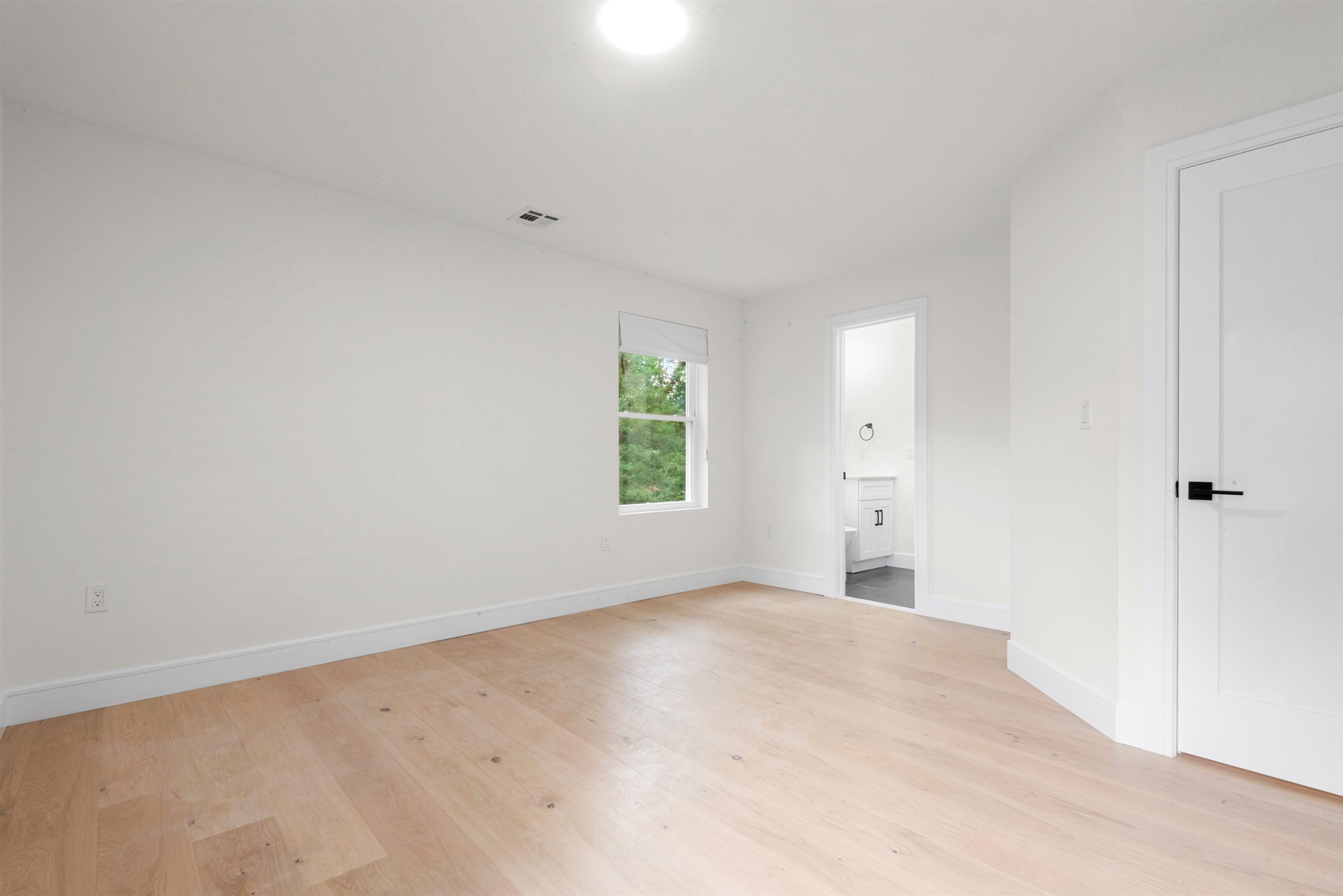 1283 RAHWAY AVE