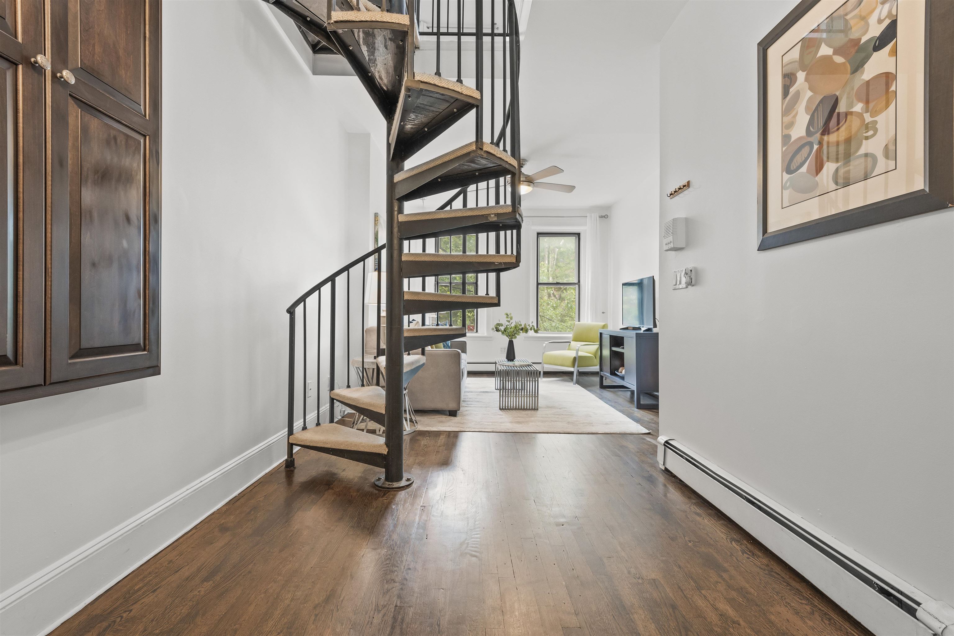 297 PAVONIA AVE Unit: 2A