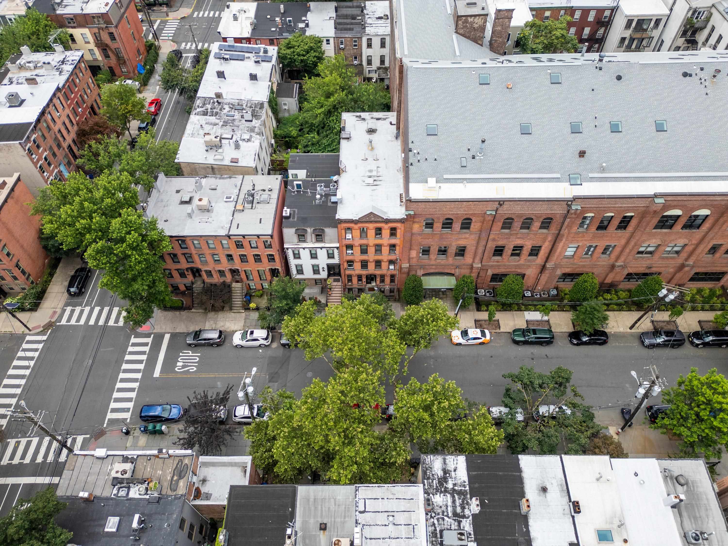 297 PAVONIA AVE Unit: 2A