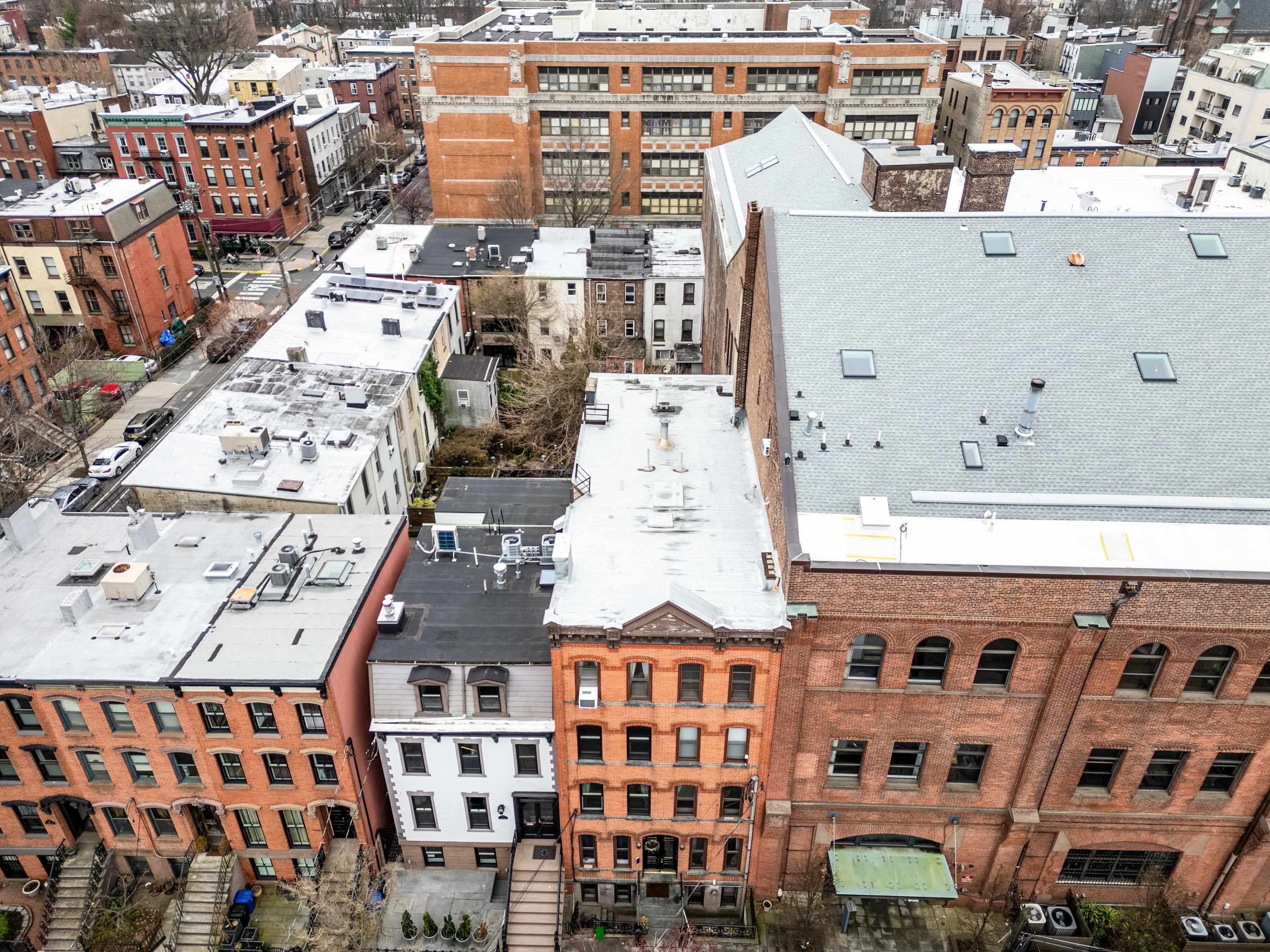 297 PAVONIA AVE Unit: 2A