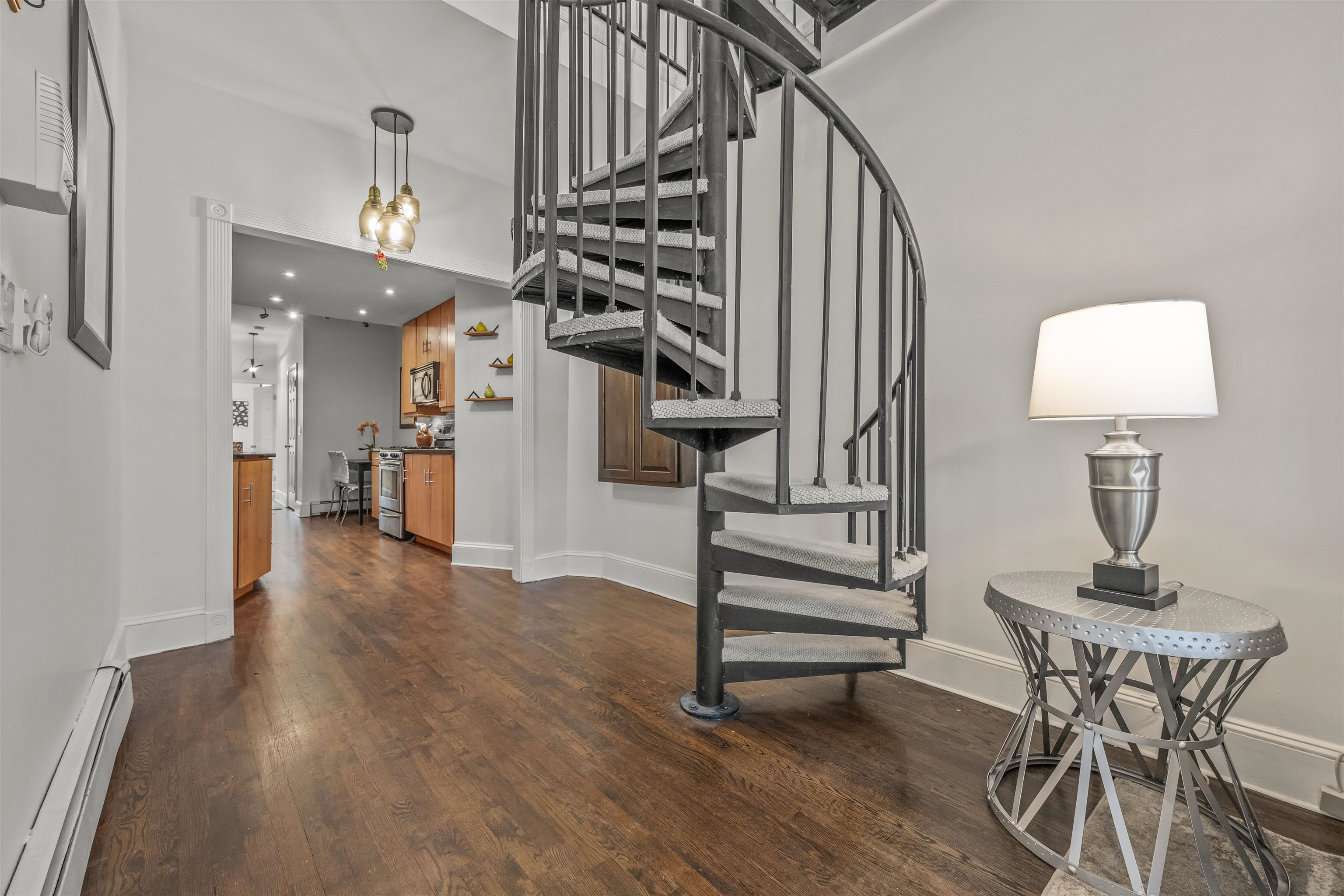 297 PAVONIA AVE Unit: 2A