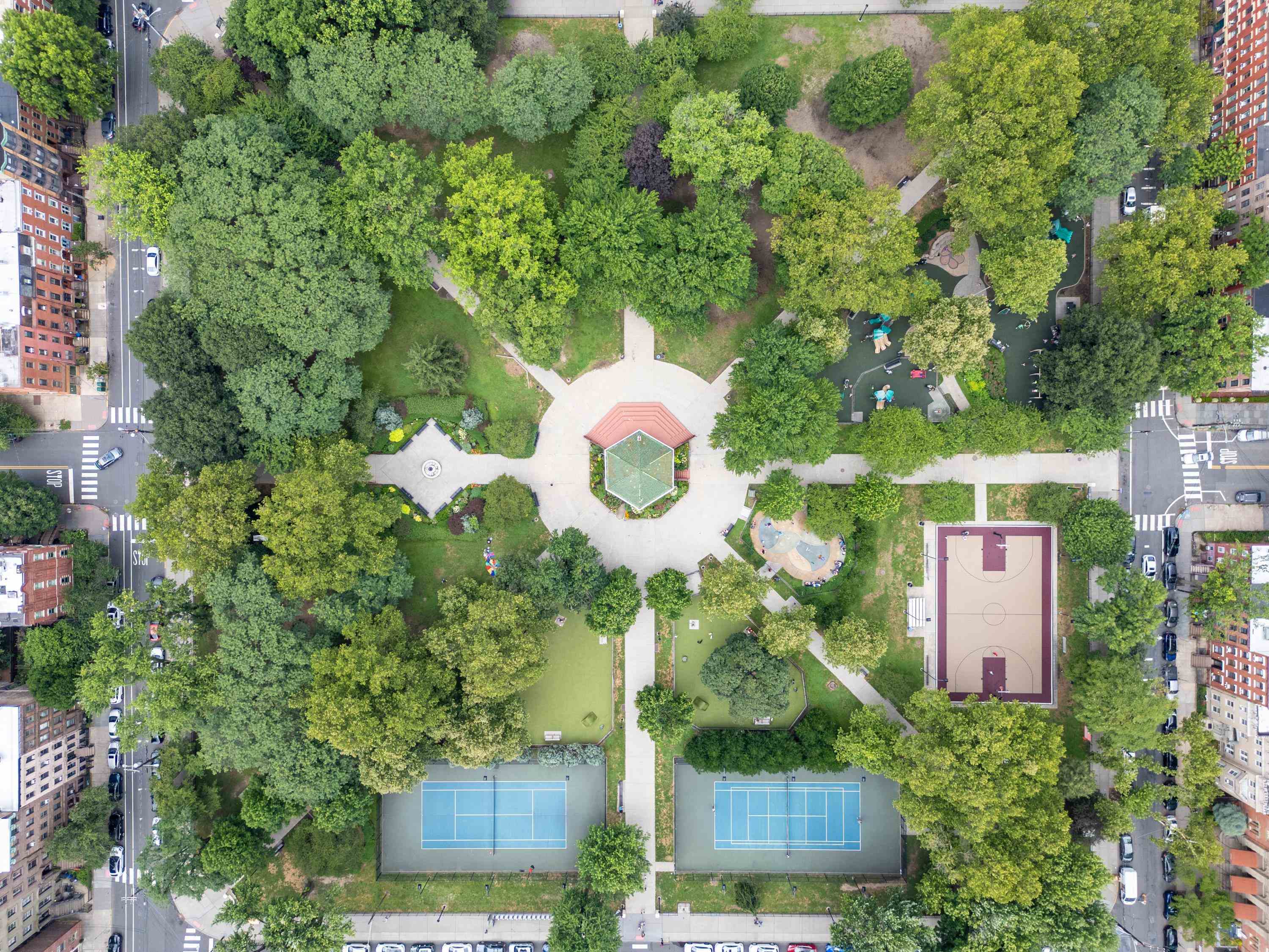 297 PAVONIA AVE Unit: 2A