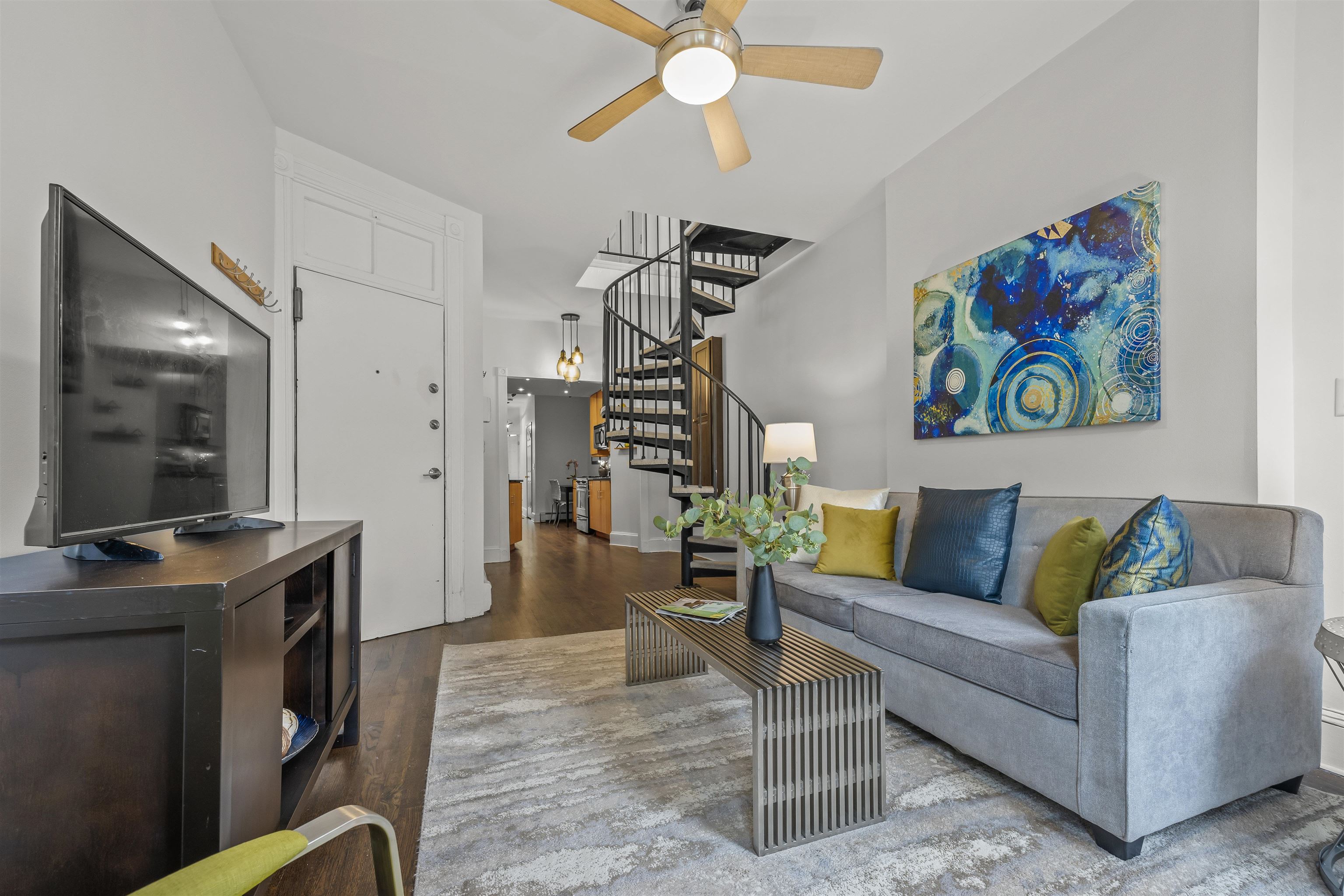 297 PAVONIA AVE Unit: 2A