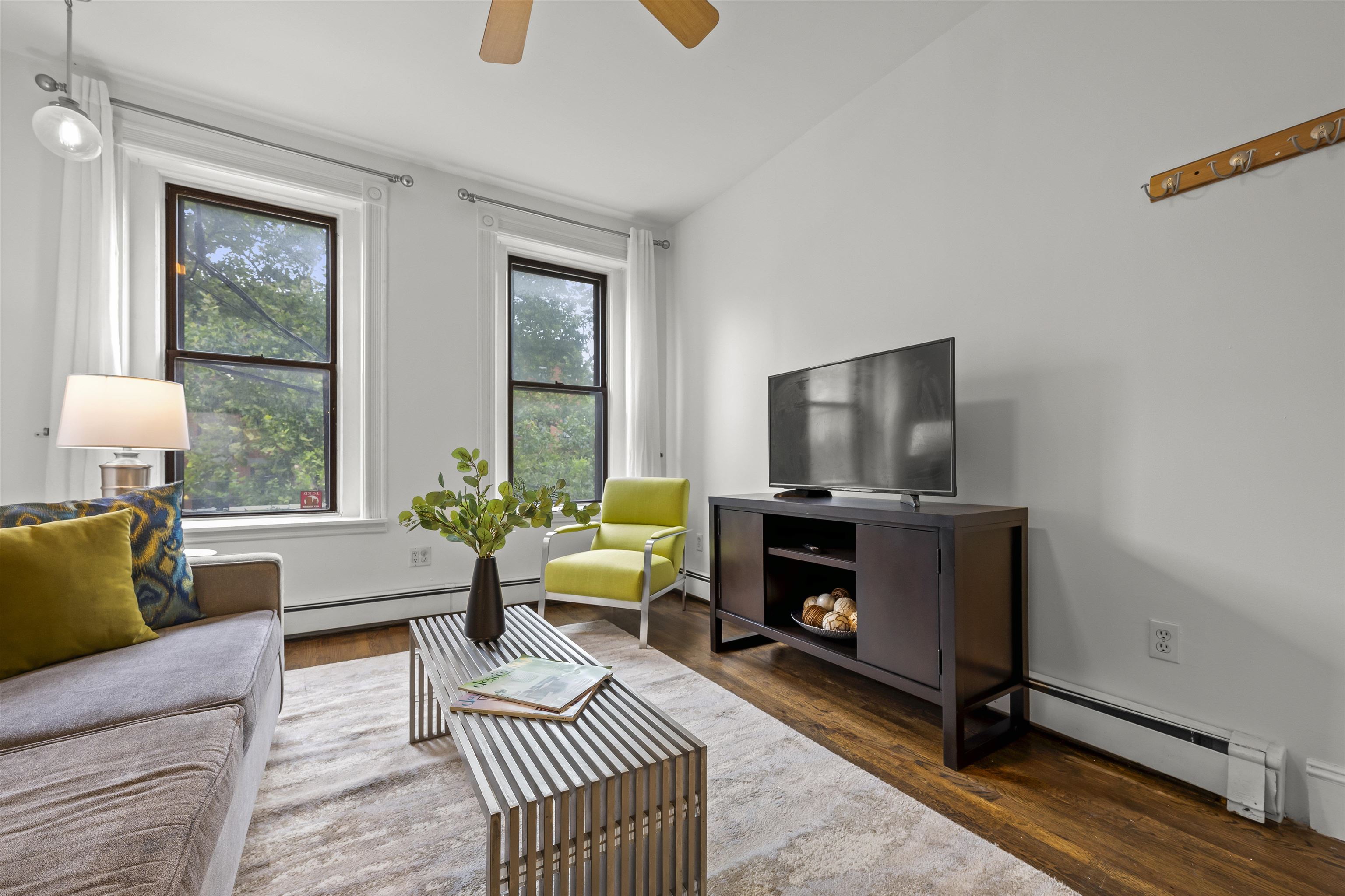 297 PAVONIA AVE Unit: 2A